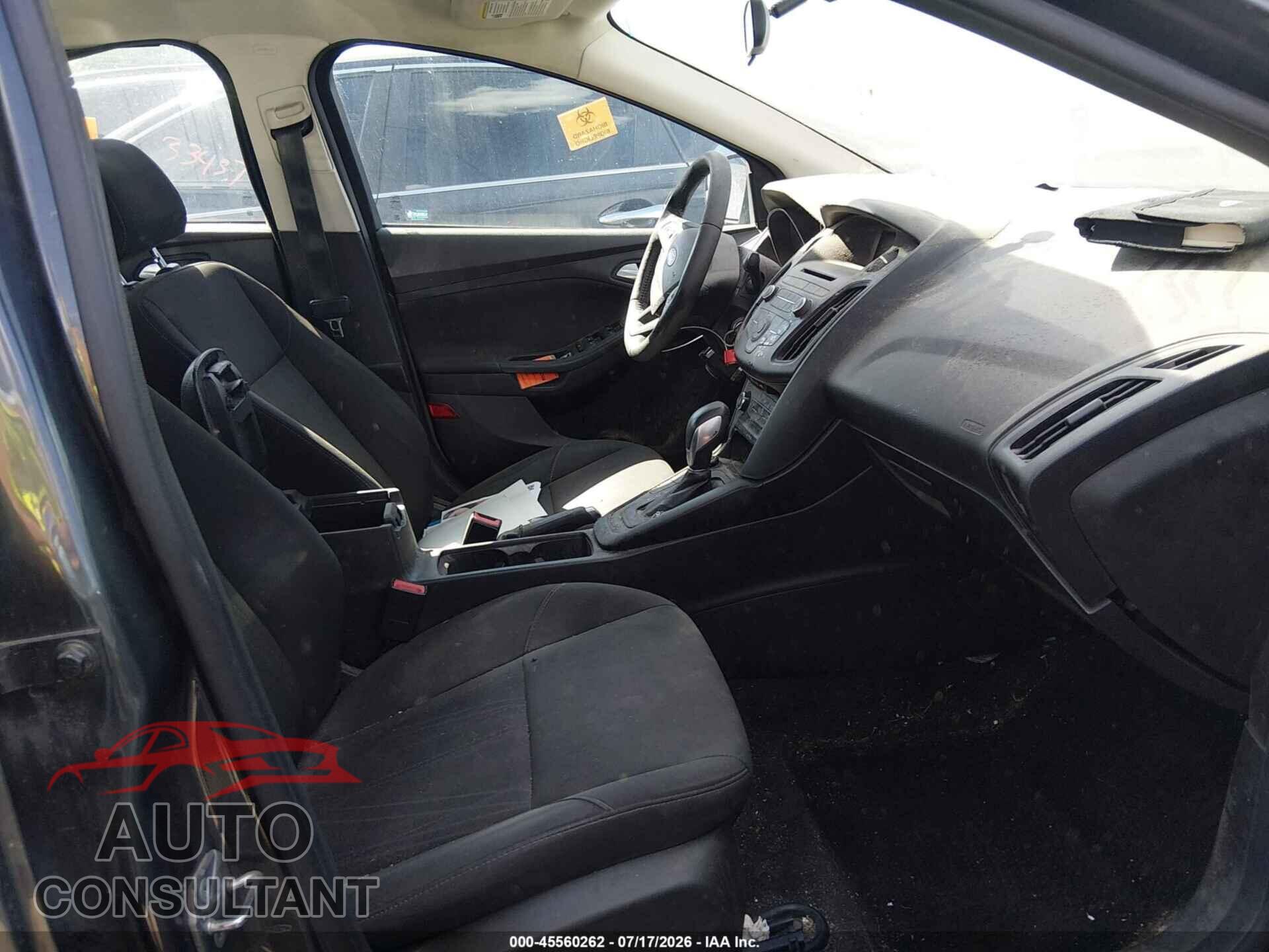 FORD FOCUS 2017 - 1FADP3F28HL314230