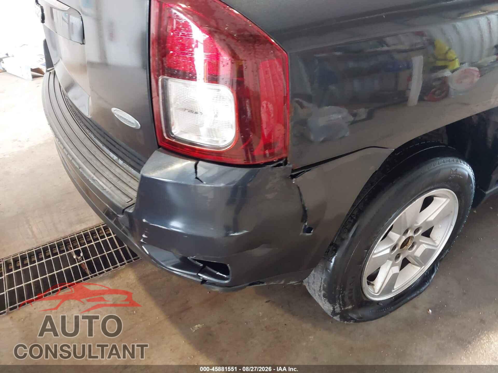 JEEP COMPASS 2016 - 1C4NJCEB9GD548872