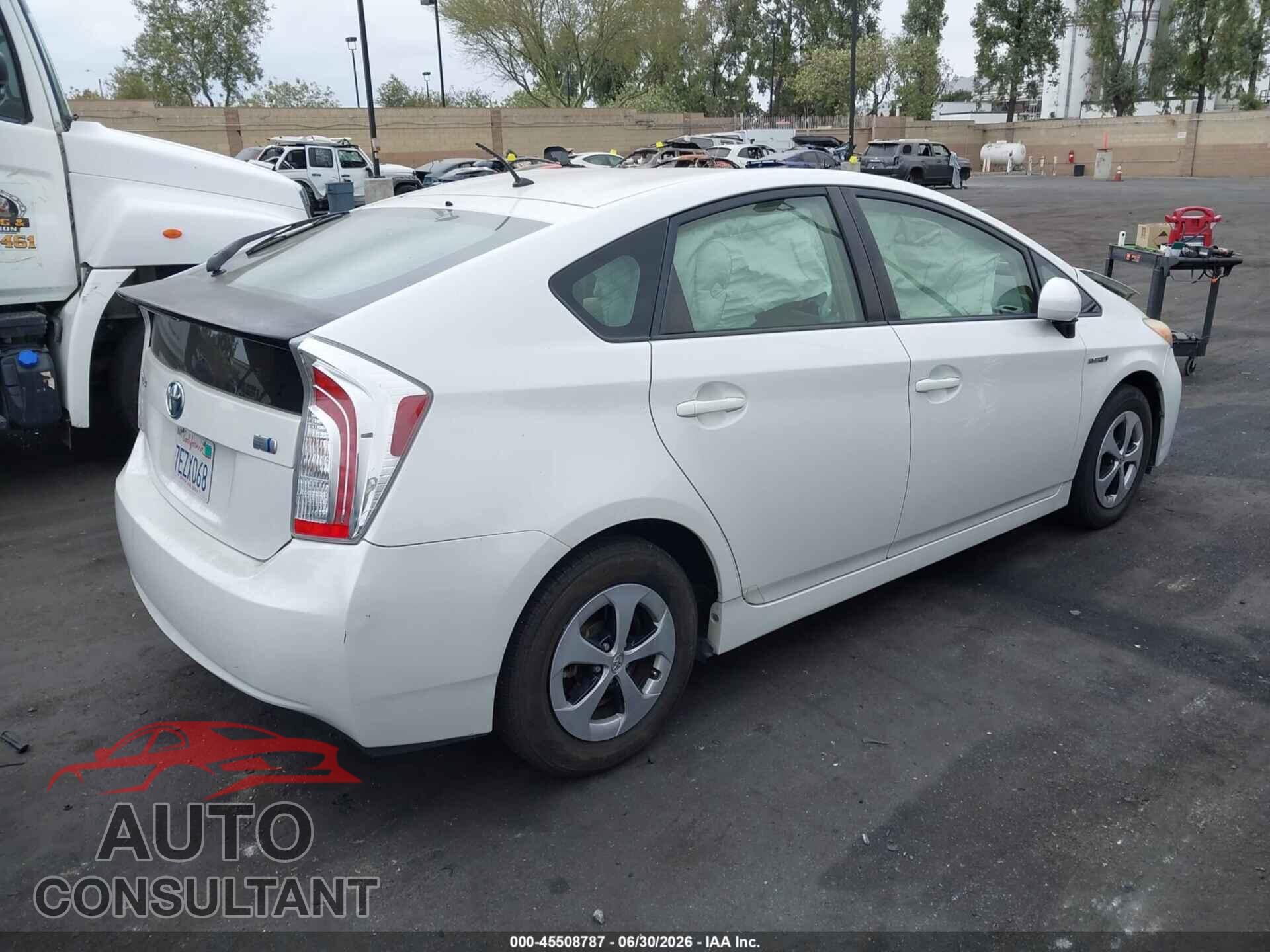 TOYOTA PRIUS 2014 - JTDKN3DU3E0369984