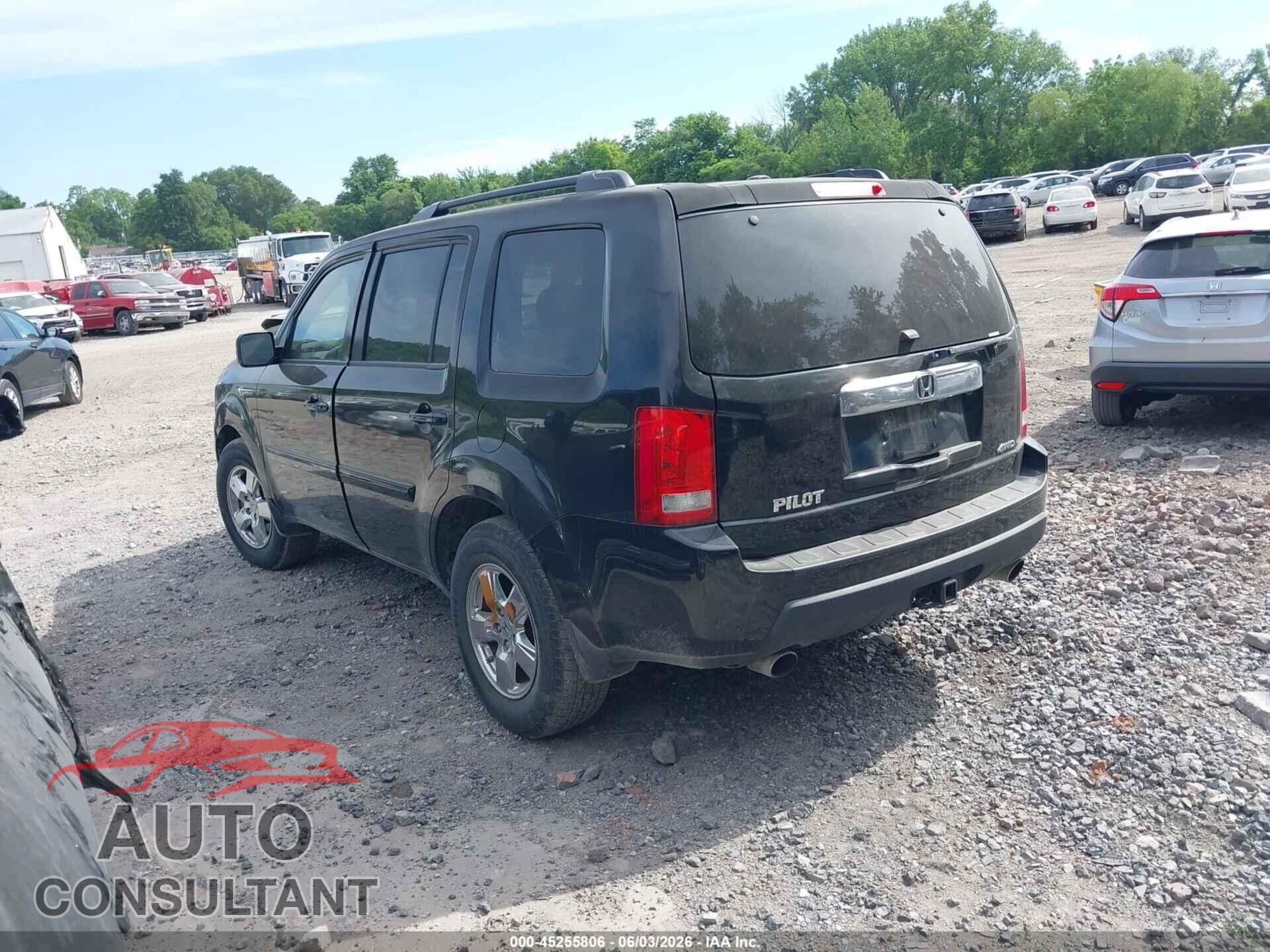 HONDA PILOT 2011 - 5FNYF4H5XBB039983