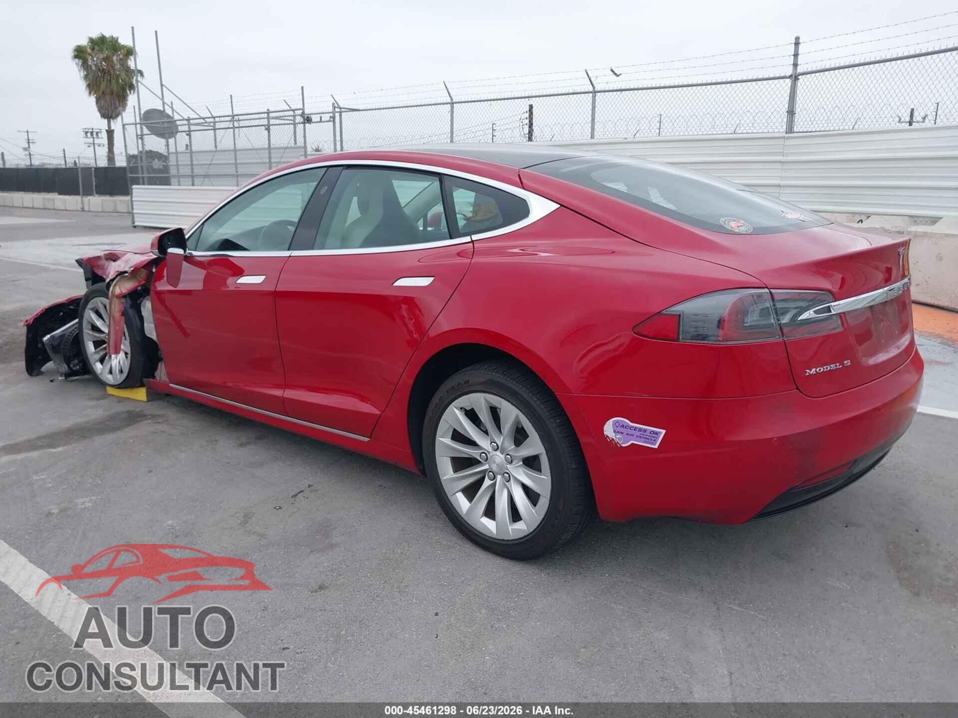 TESLA MODEL S 2018 - 5YJSA1E21JF276146