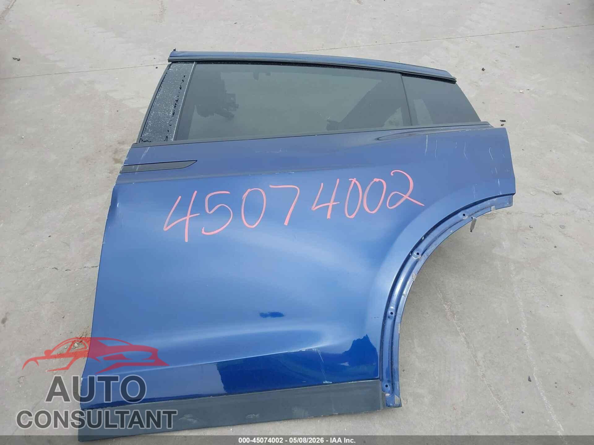 TESLA MODEL X 2023 - 7SAXCBE57PF381740