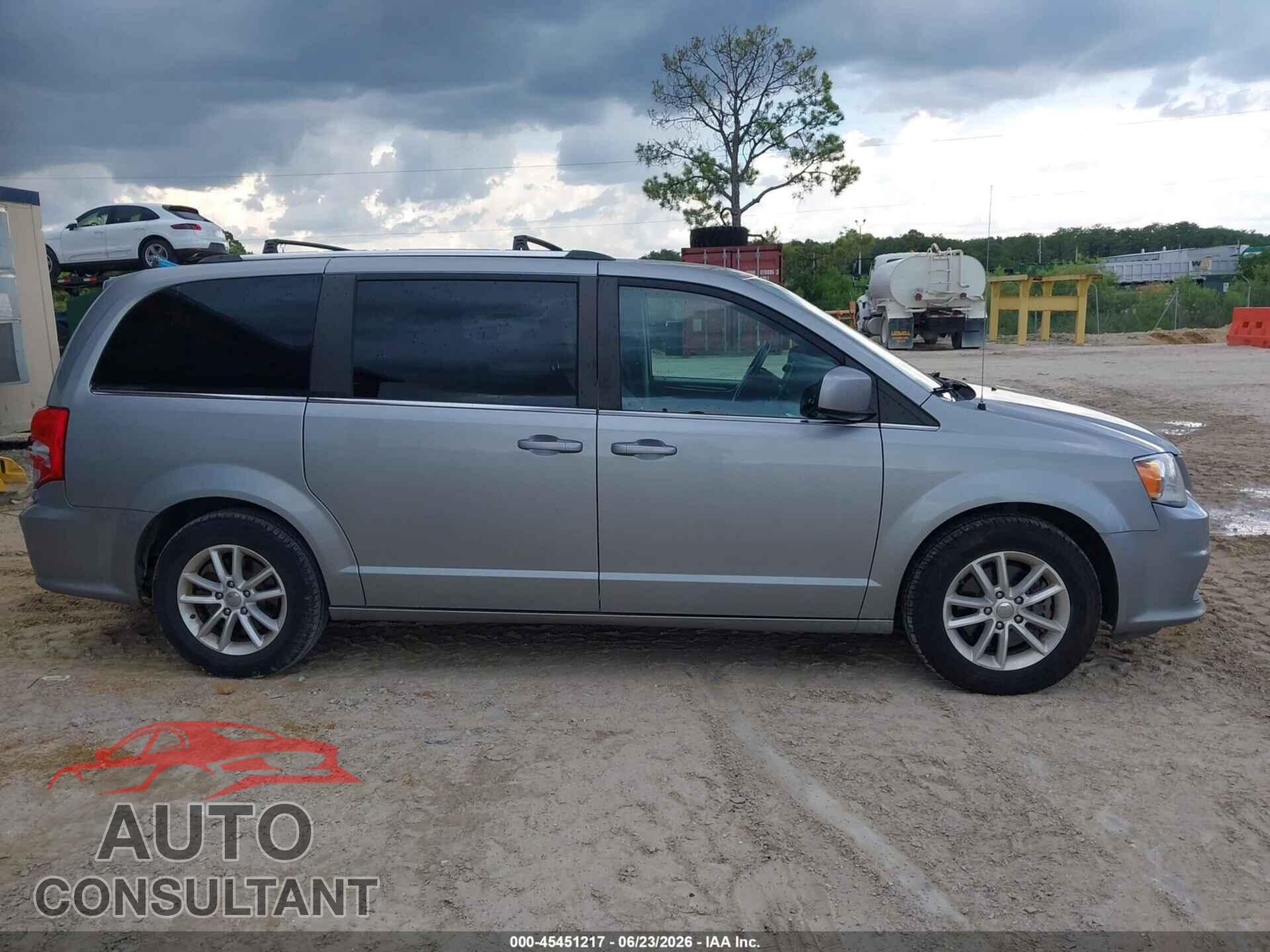 DODGE GRAND CARAVAN 2018 - 2C4RDGCG2JR325432