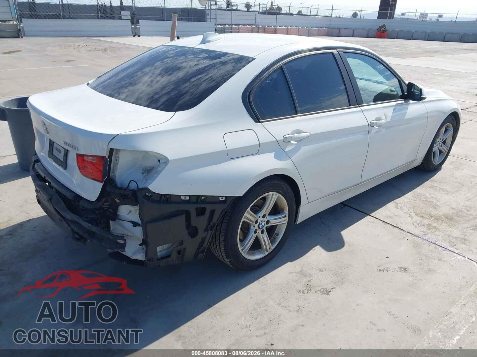 BMW 320I 2014 - WBA3B1G55ENS80746