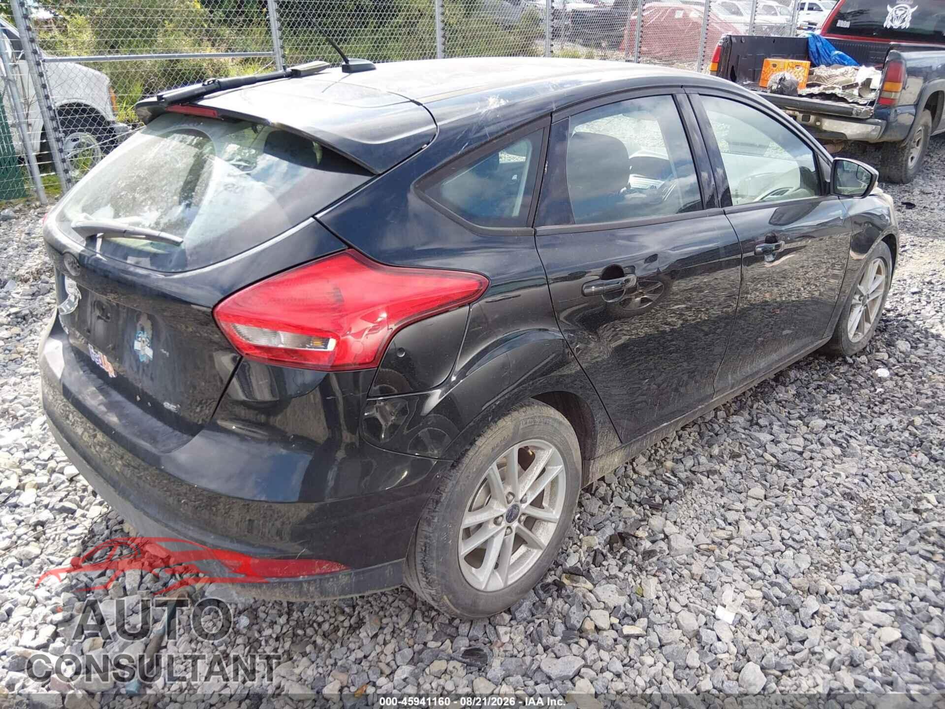 FORD FOCUS 2015 - 1FADP3K21FL213744