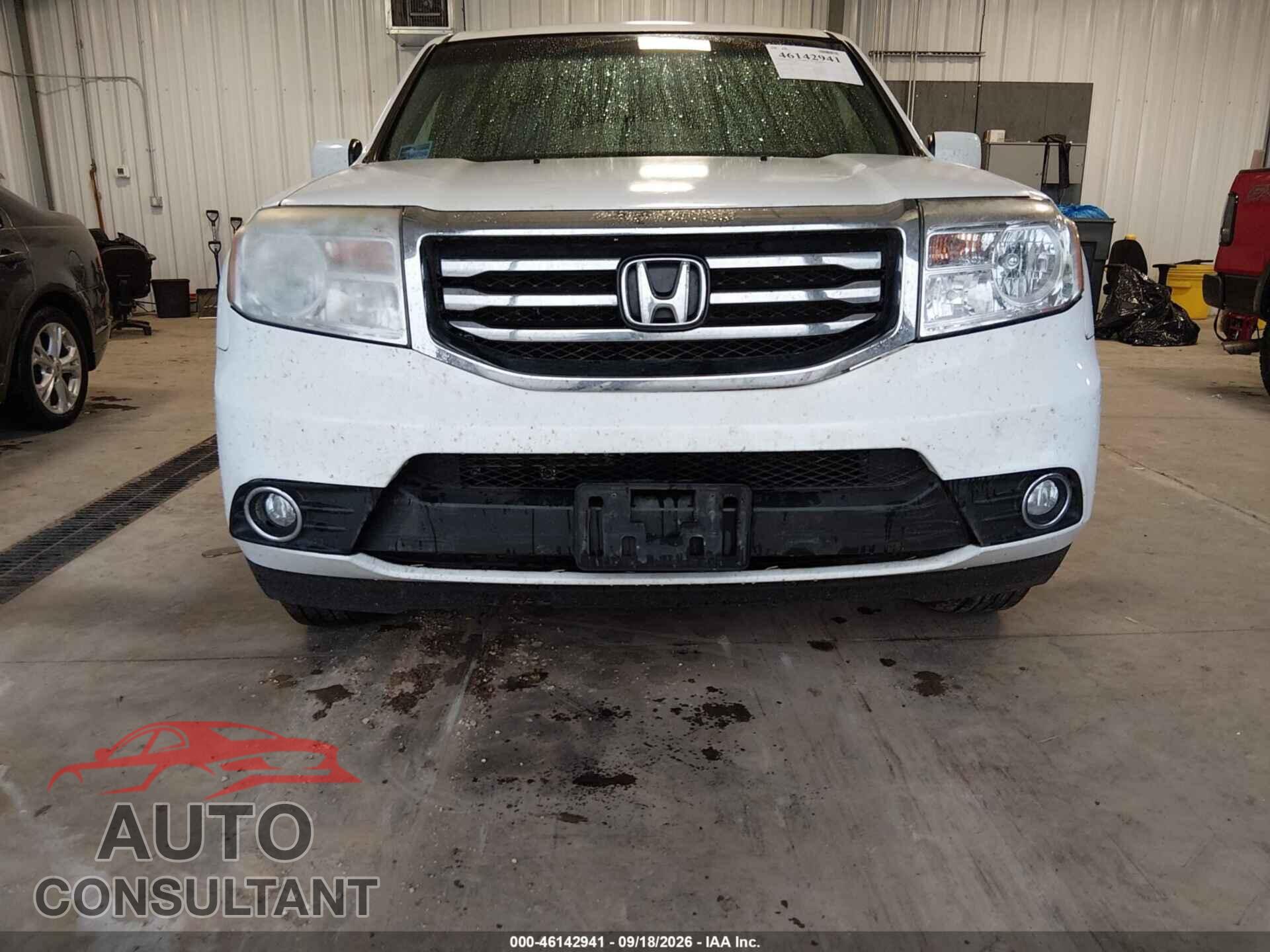 HONDA PILOT 2015 - 5FNYF4H5XFB016385