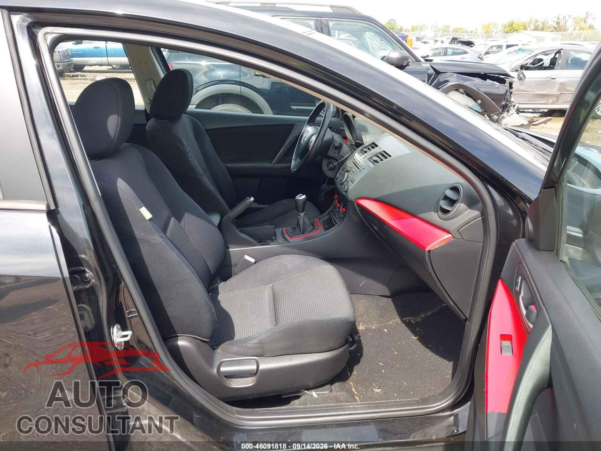 MAZDA MAZDA3 2012 - JM1BL1V86C1663138