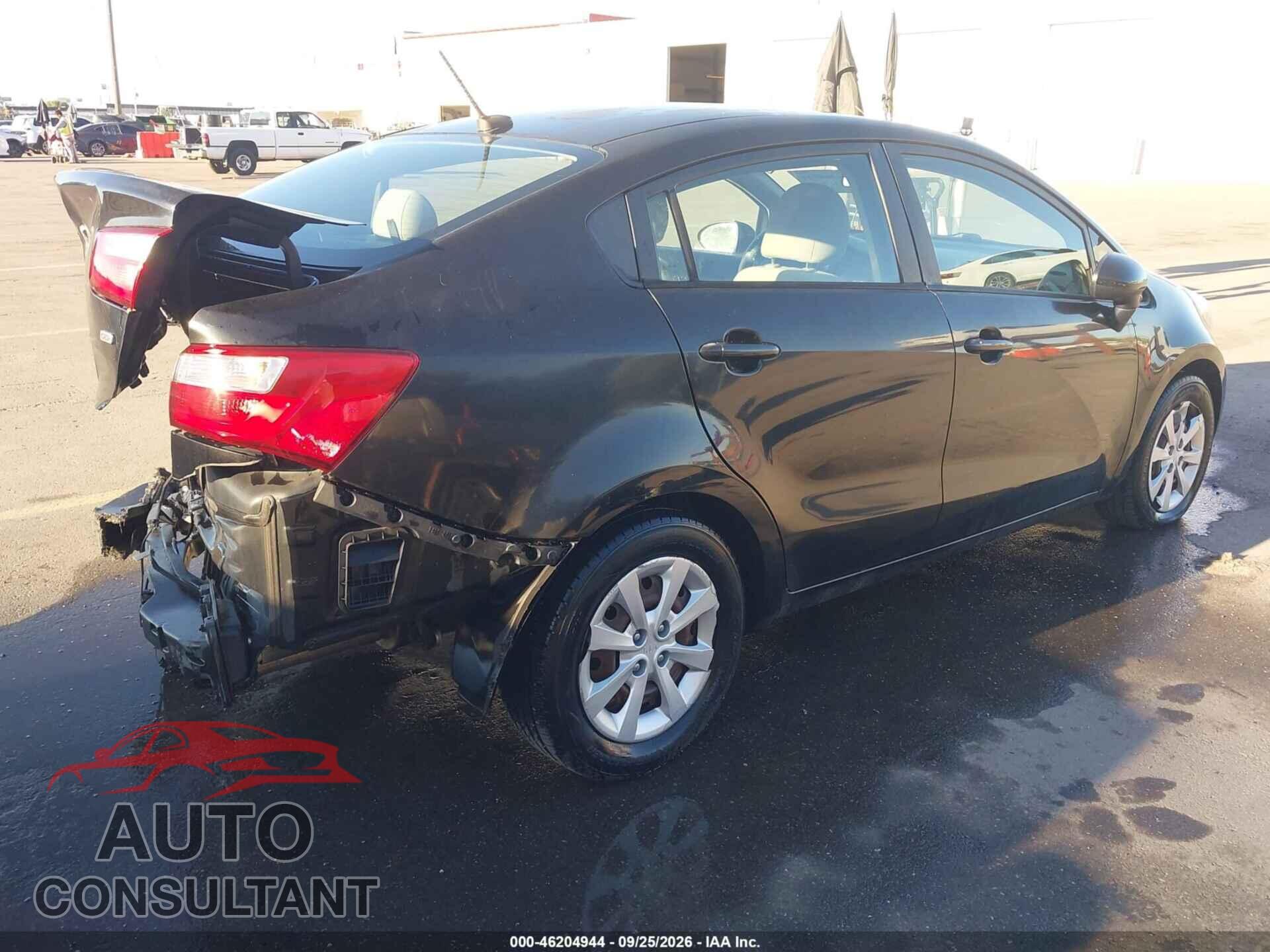 KIA RIO 2014 - KNADM4A31E6389013