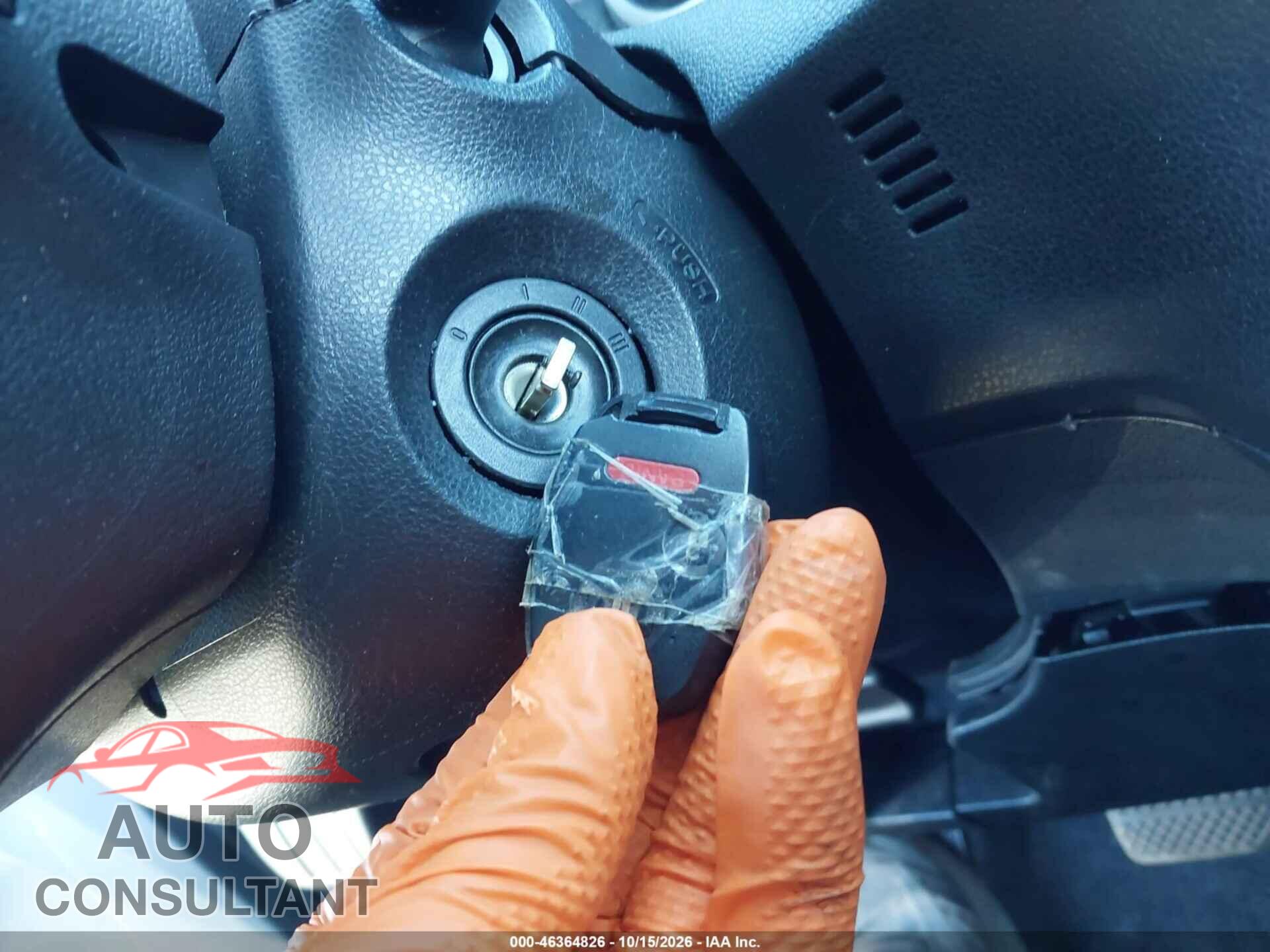 HONDA FIT 2011 - JHMGE8H56BC008067