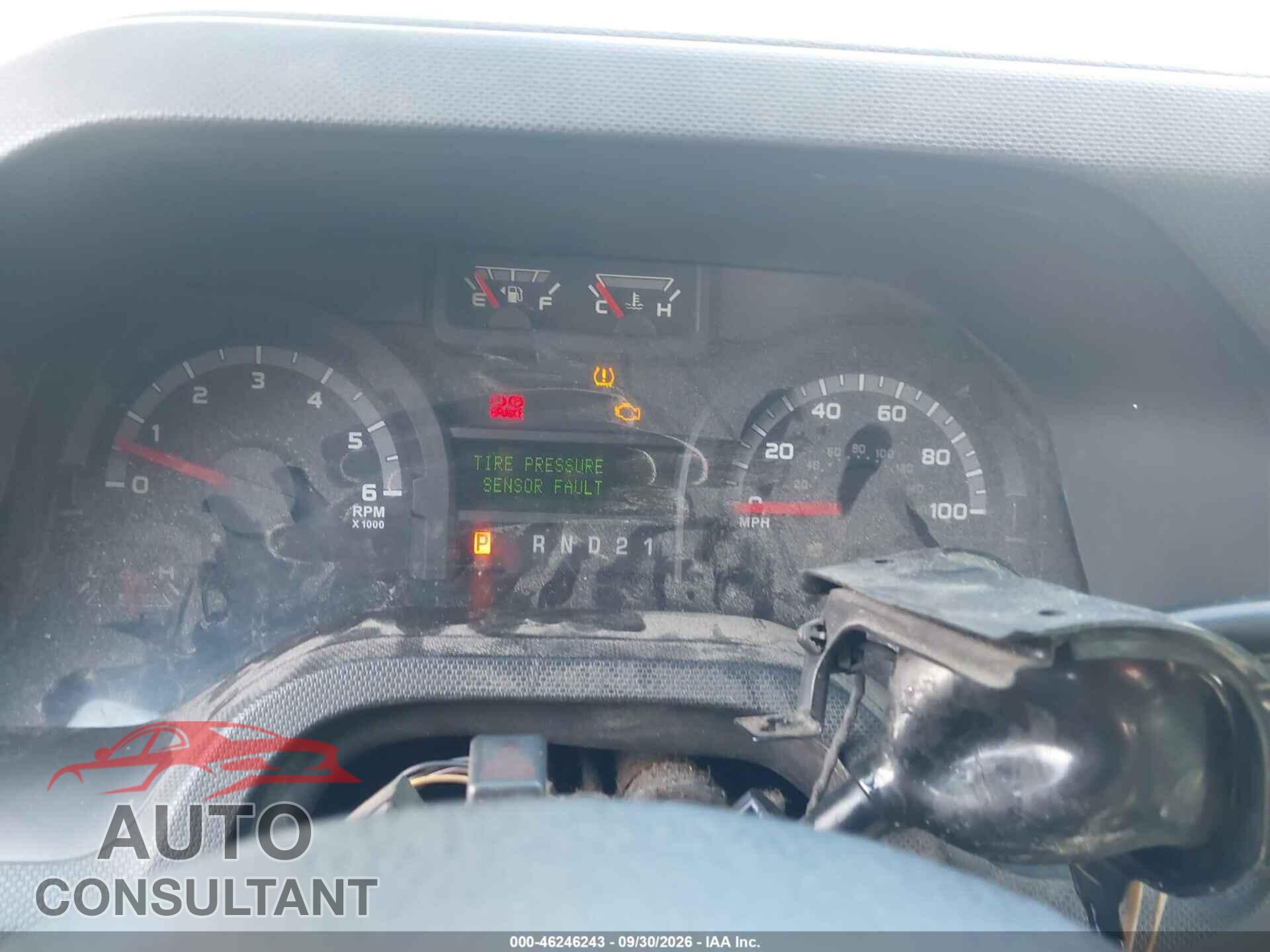 FORD E-150 2013 - 1FMNE1BW5DDA90867