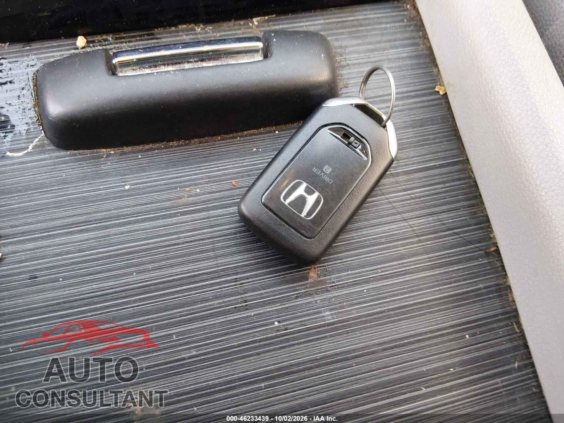 HONDA PILOT 2017 - 5FNYF6H07HB012488