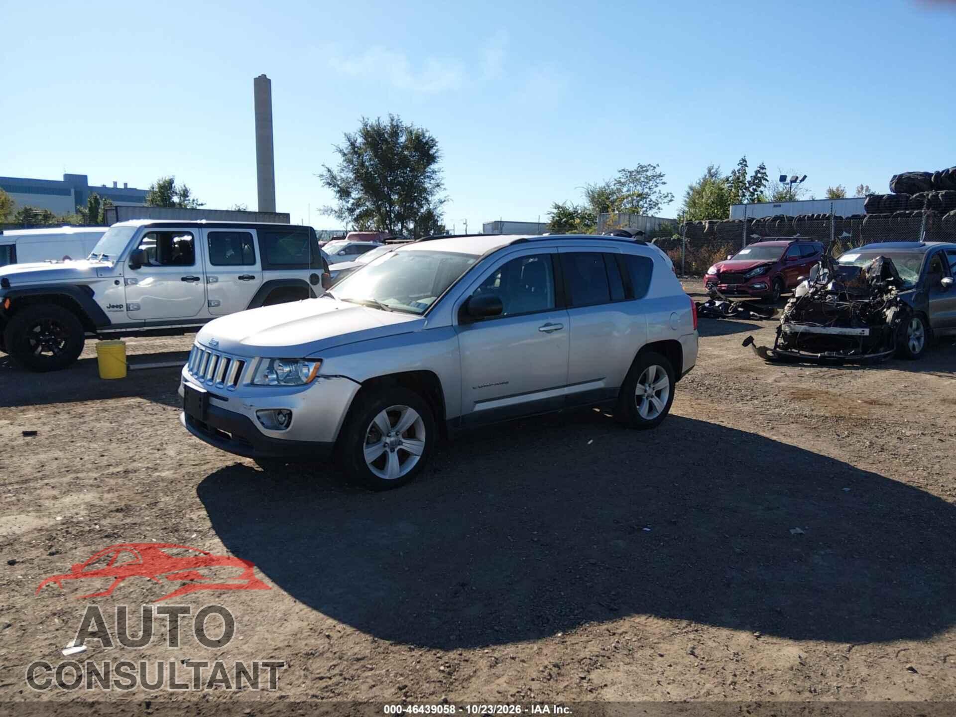 JEEP COMPASS 2011 - 1J4NF1FB5BD158679