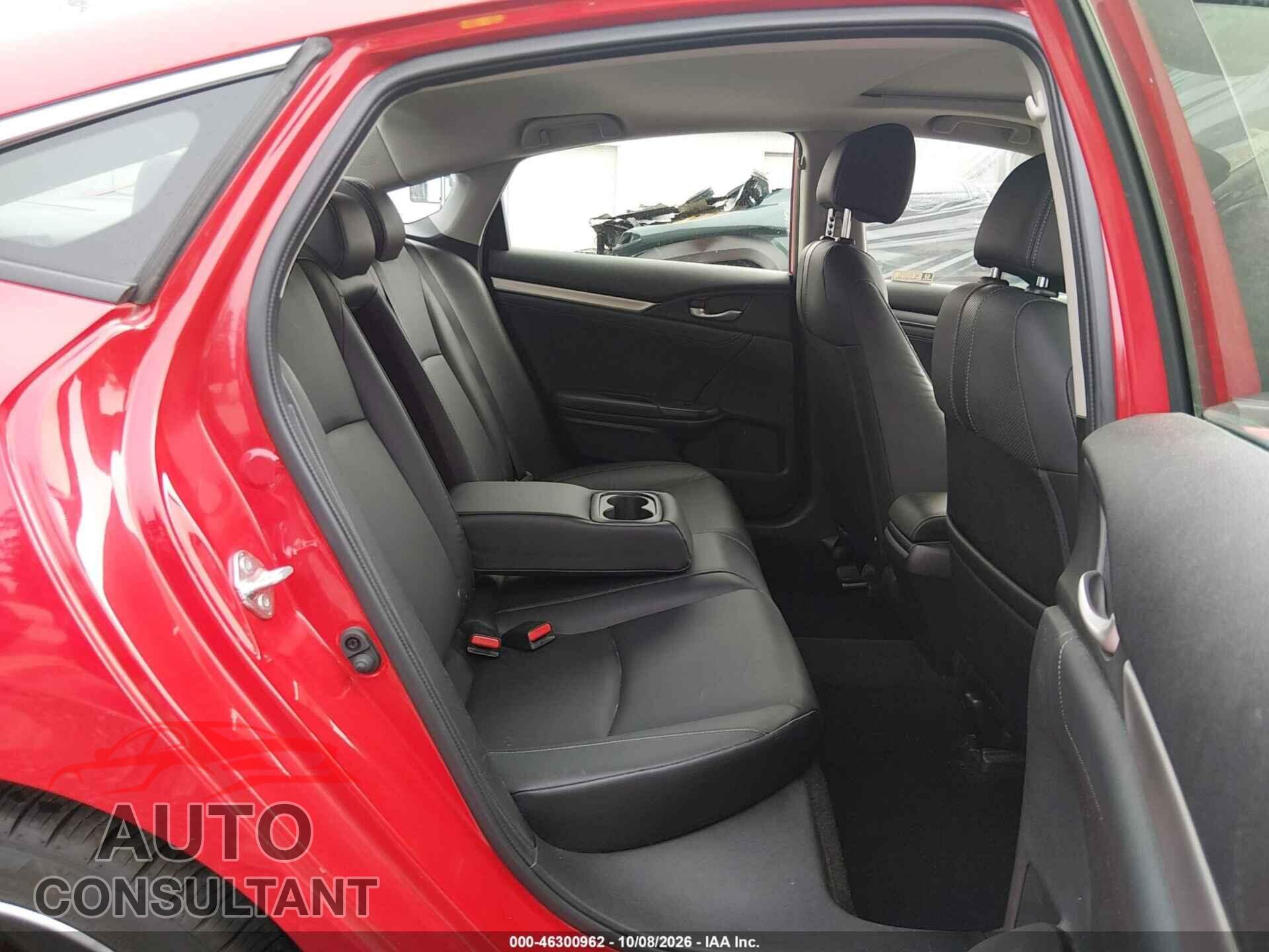 HONDA CIVIC 2018 - JHMFC1F72JX041300