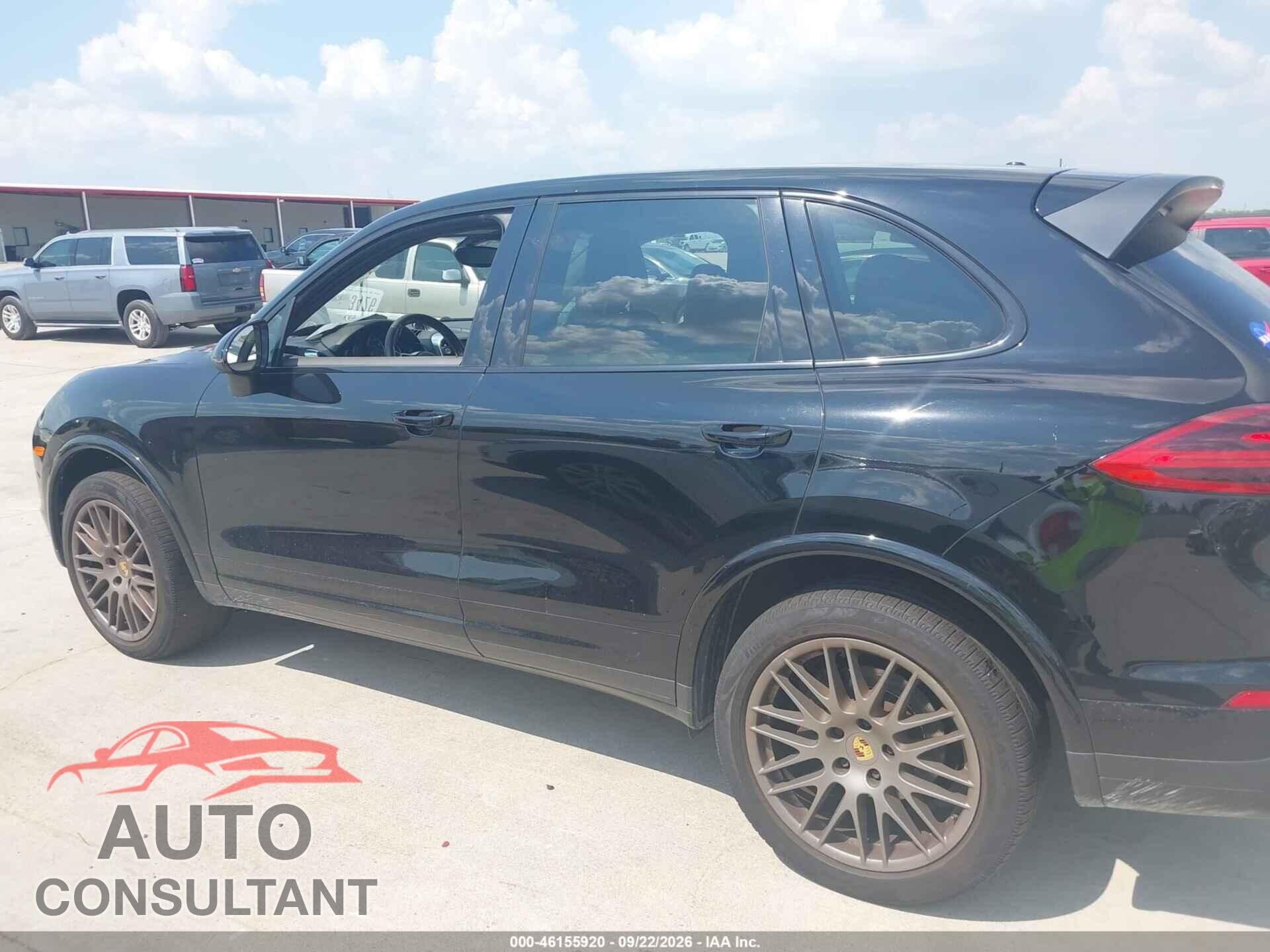 PORSCHE CAYENNE 2017 - WP1AA2A22HKA81188