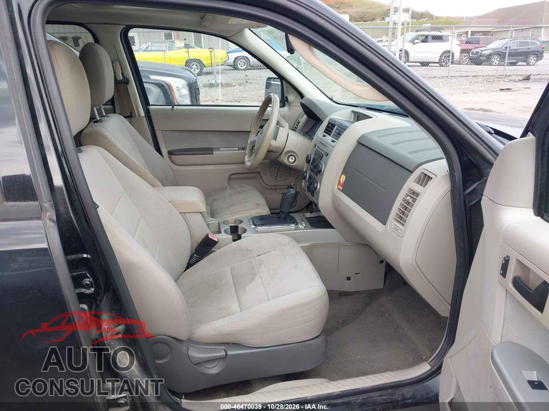 FORD ESCAPE 2010 - 1FMCU9D72AKD31435