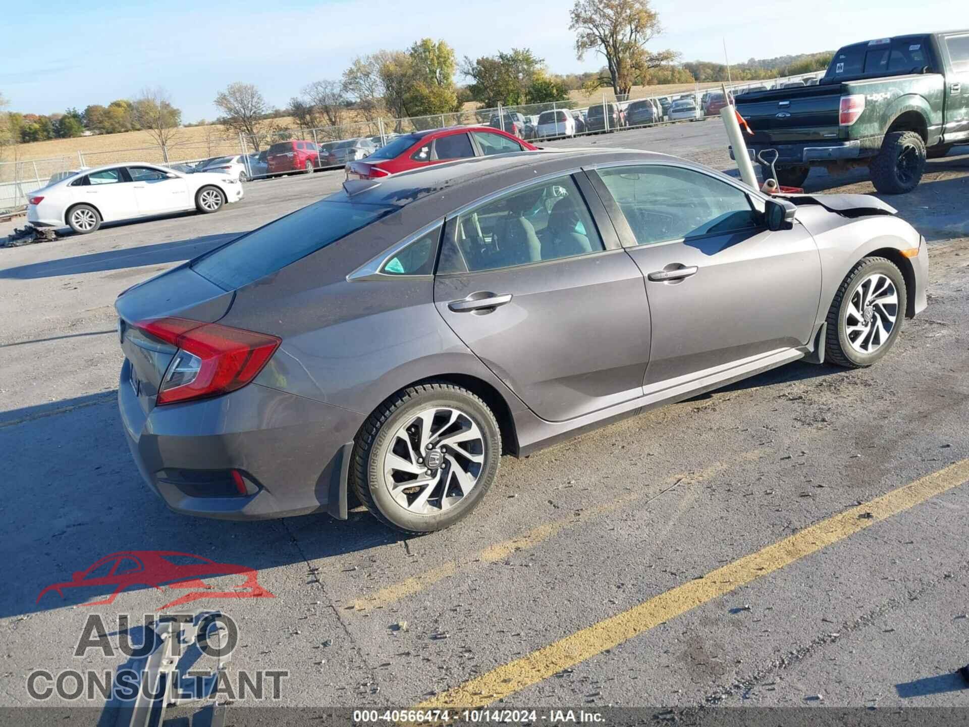 HONDA CIVIC 2018 - 2HGFC2F79JH520620