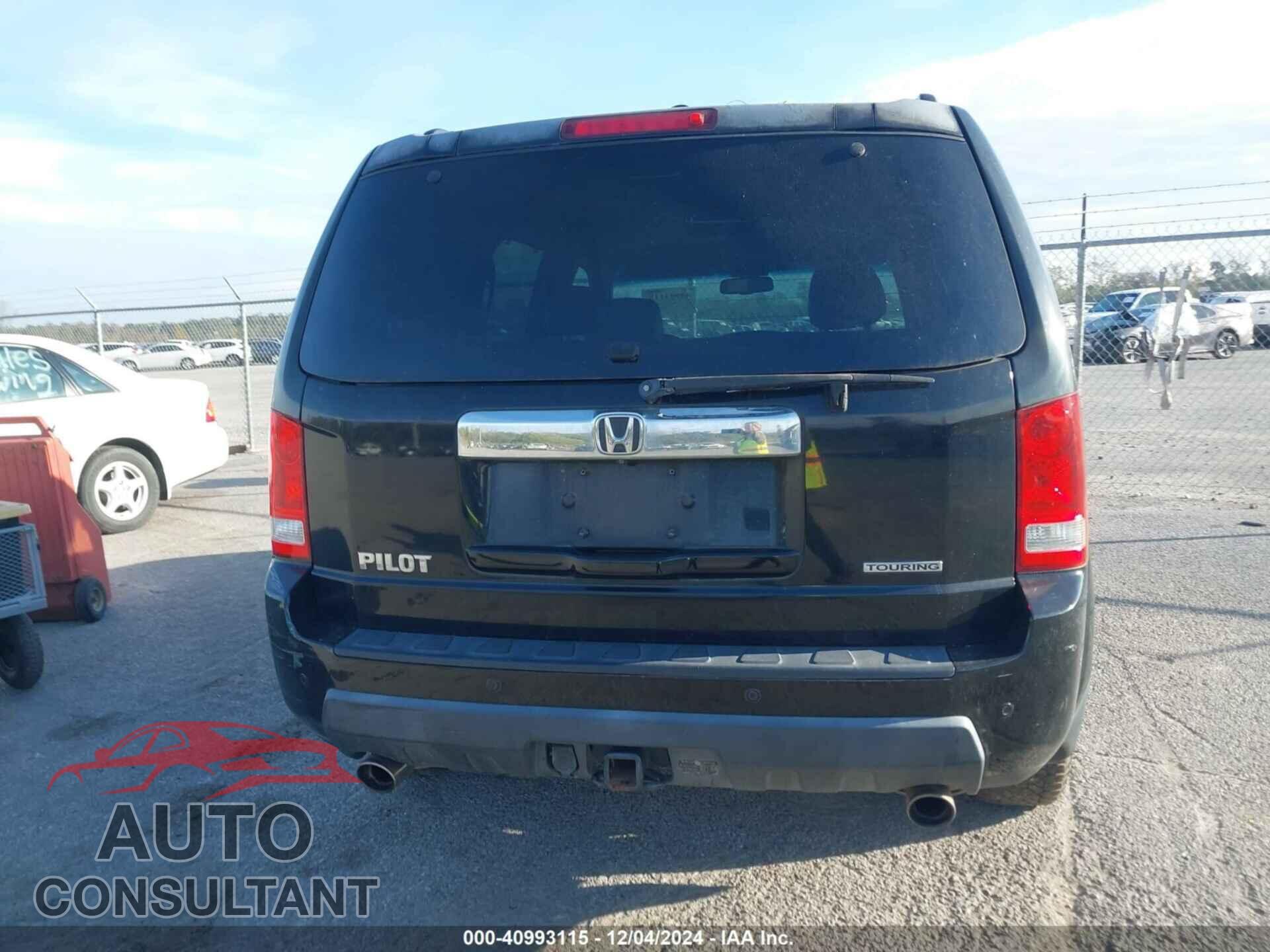 HONDA PILOT 2011 - 5FNYF3H98BB041647