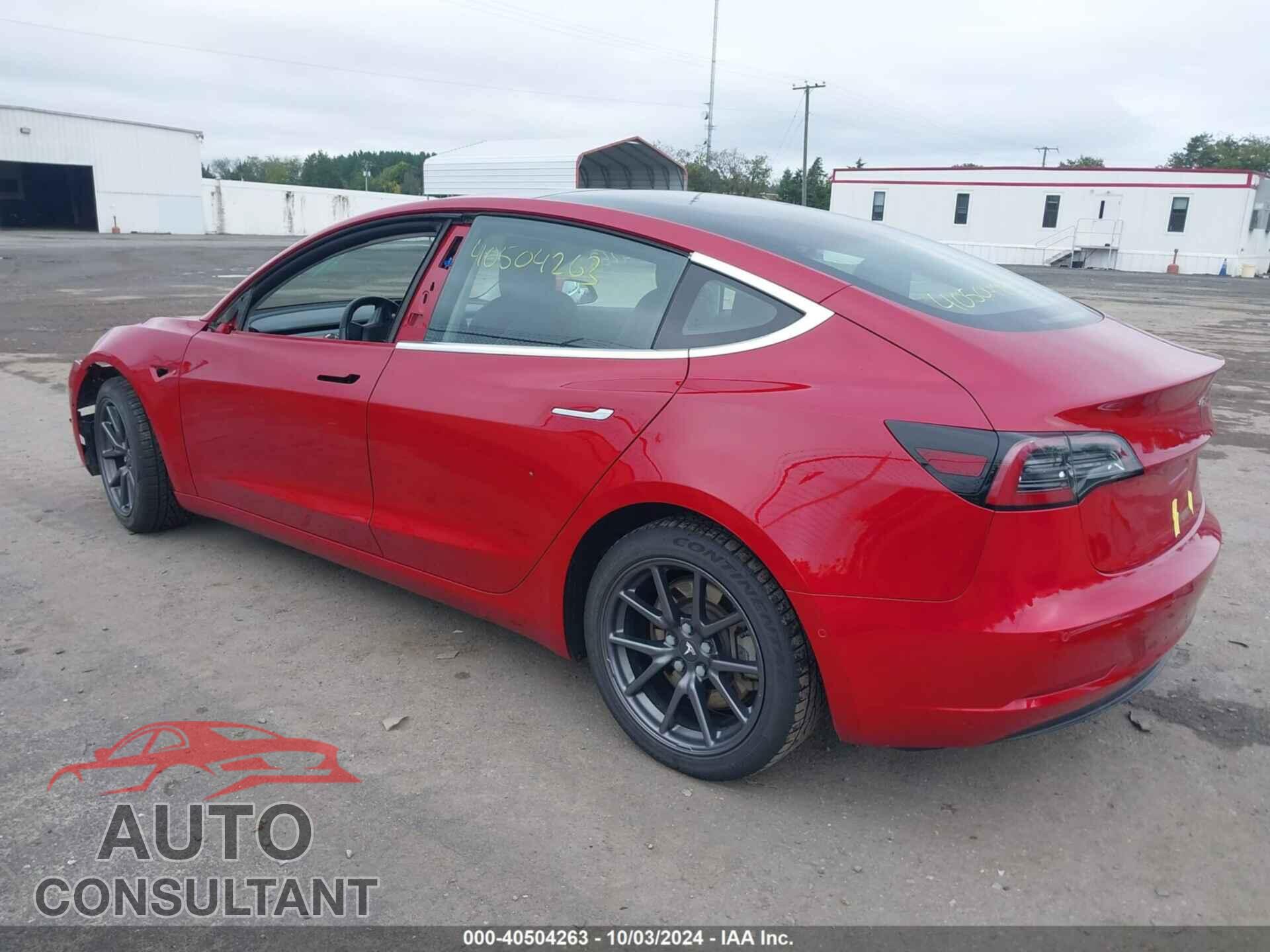 TESLA MODEL 3 2018 - 5YJ3E1EB0JF054593