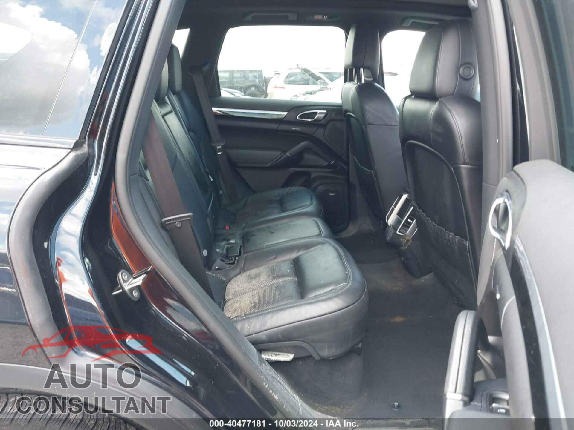 PORSCHE CAYENNE 2016 - WP1AA2A2XGKA10156