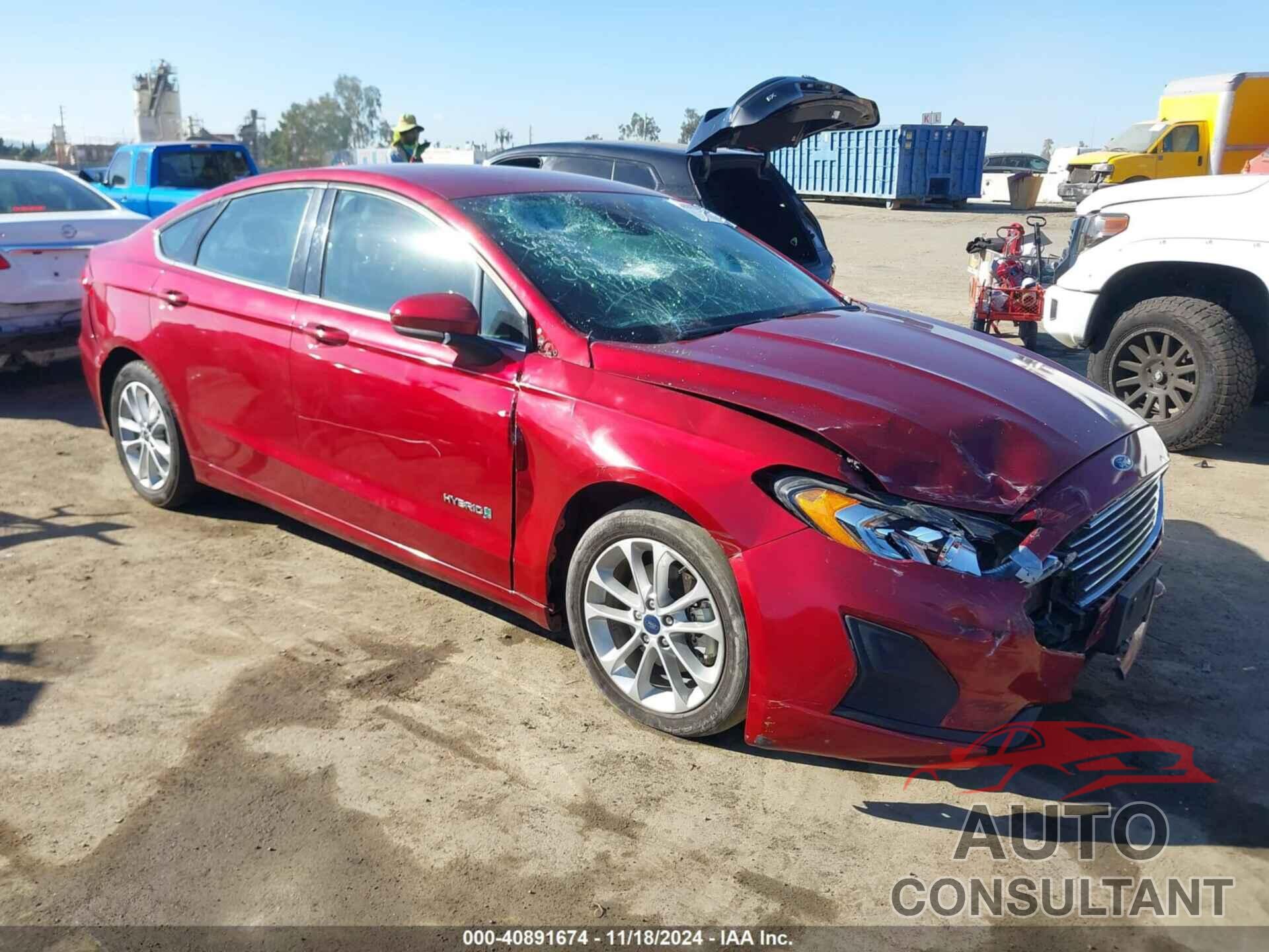 FORD FUSION HYBRID 2019 - 3FA6P0LU8KR225246