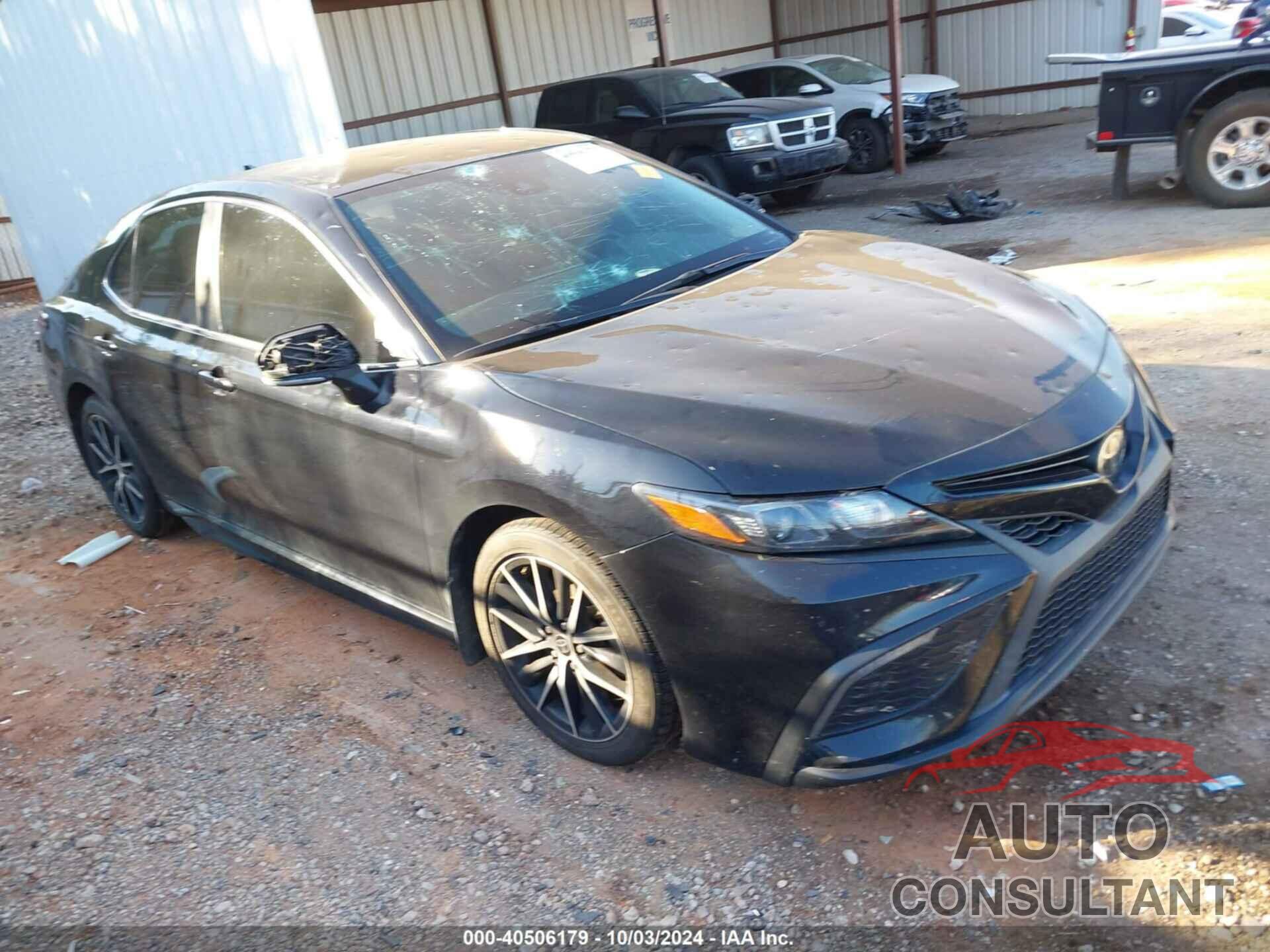 TOYOTA CAMRY 2022 - 4T1G11AK5NU632666
