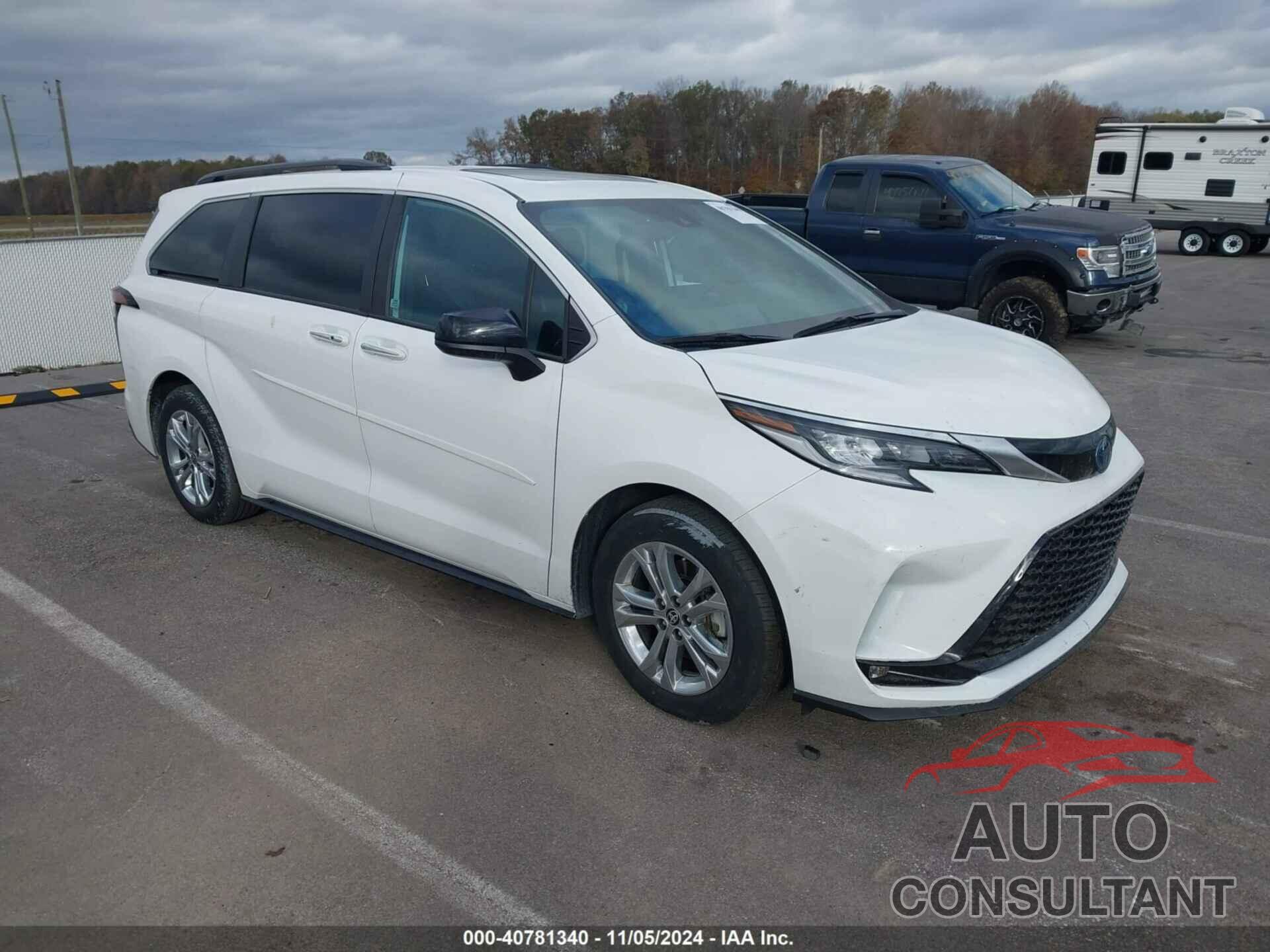 TOYOTA SIENNA 2022 - 5TDDSKFCXNS066214