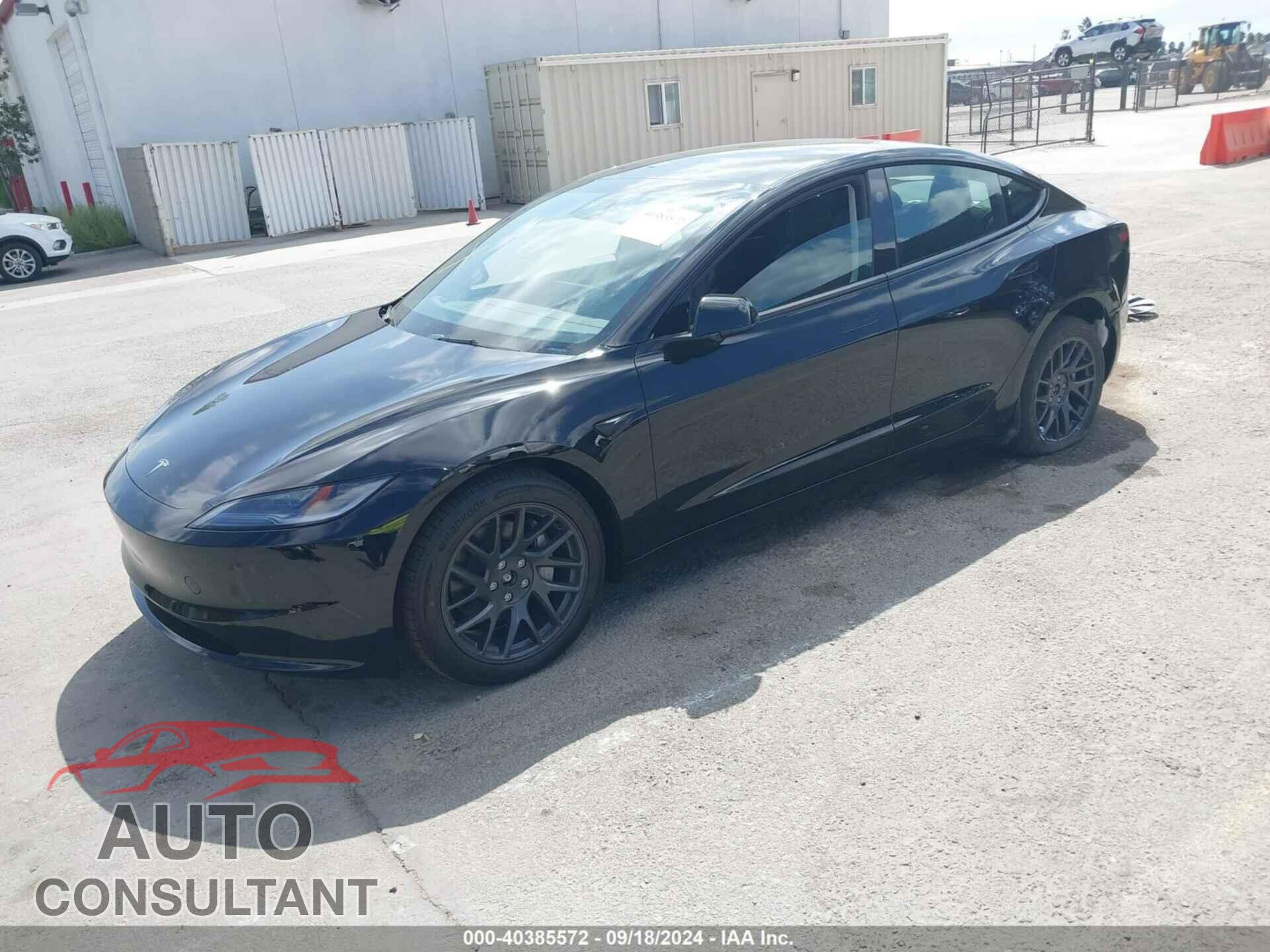TESLA MODEL 3 2024 - 5YJ3E1EB8RF793593