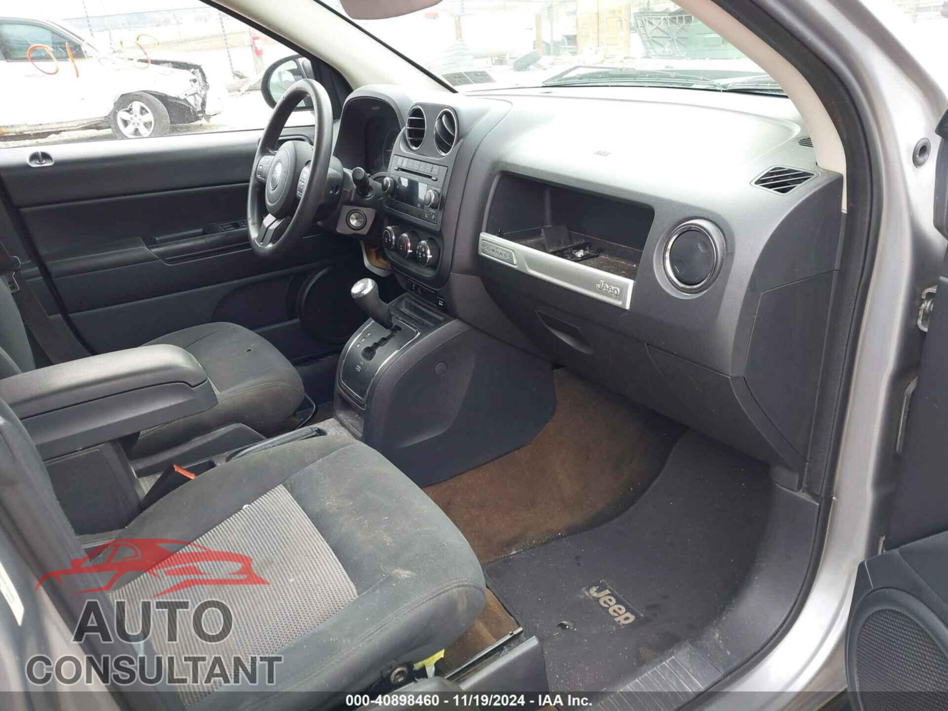 JEEP COMPASS 2015 - 1C4NJDBB3FD225829