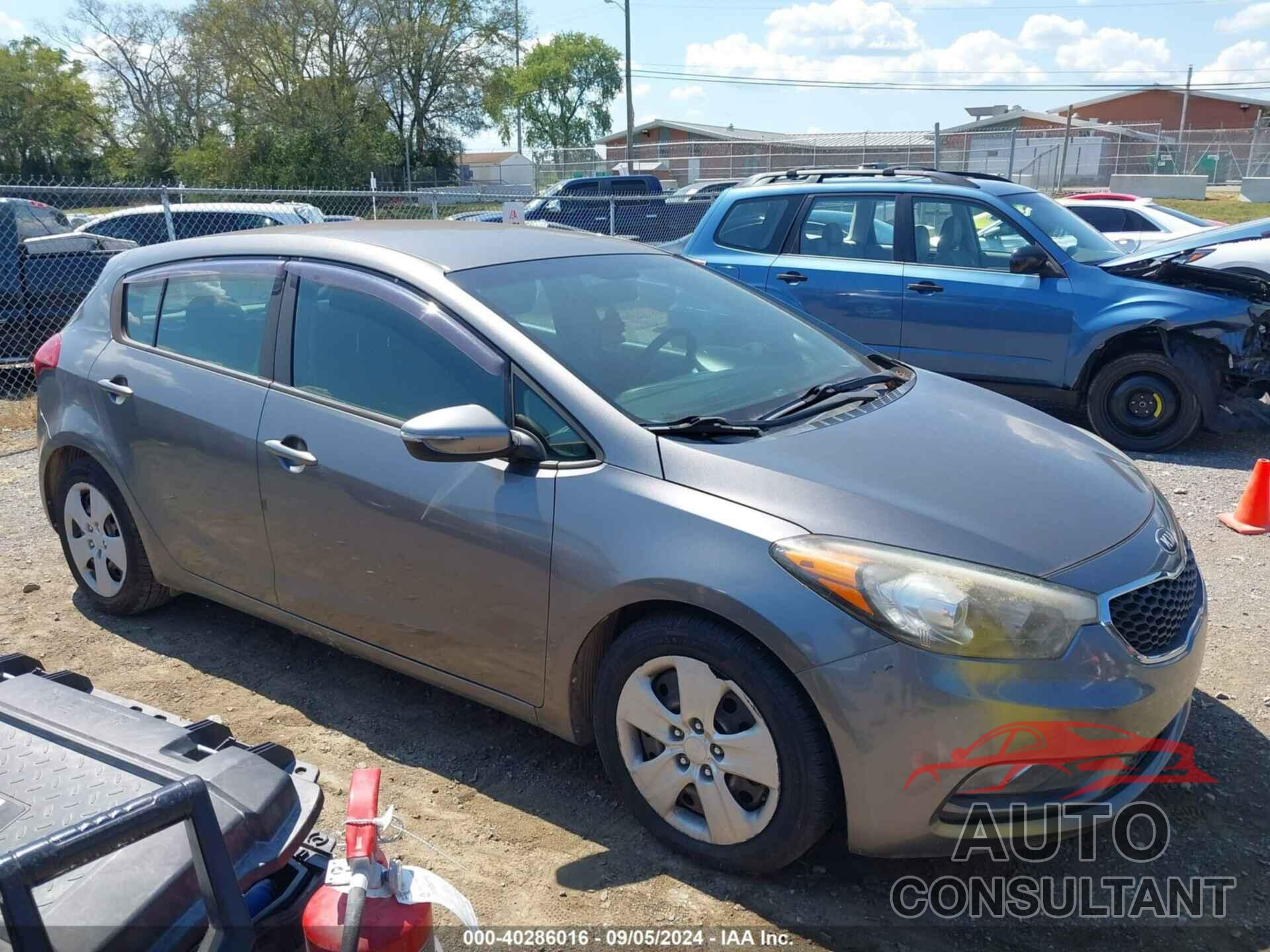 KIA FORTE 2016 - KNAFK5A87G5606203