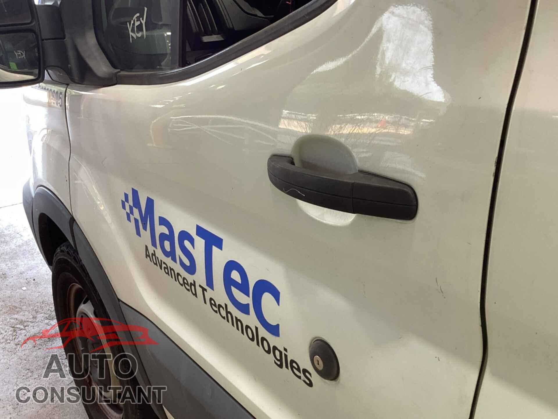 FORD TRANSIT-150 2017 - 1FTYE1YM7HKA68314