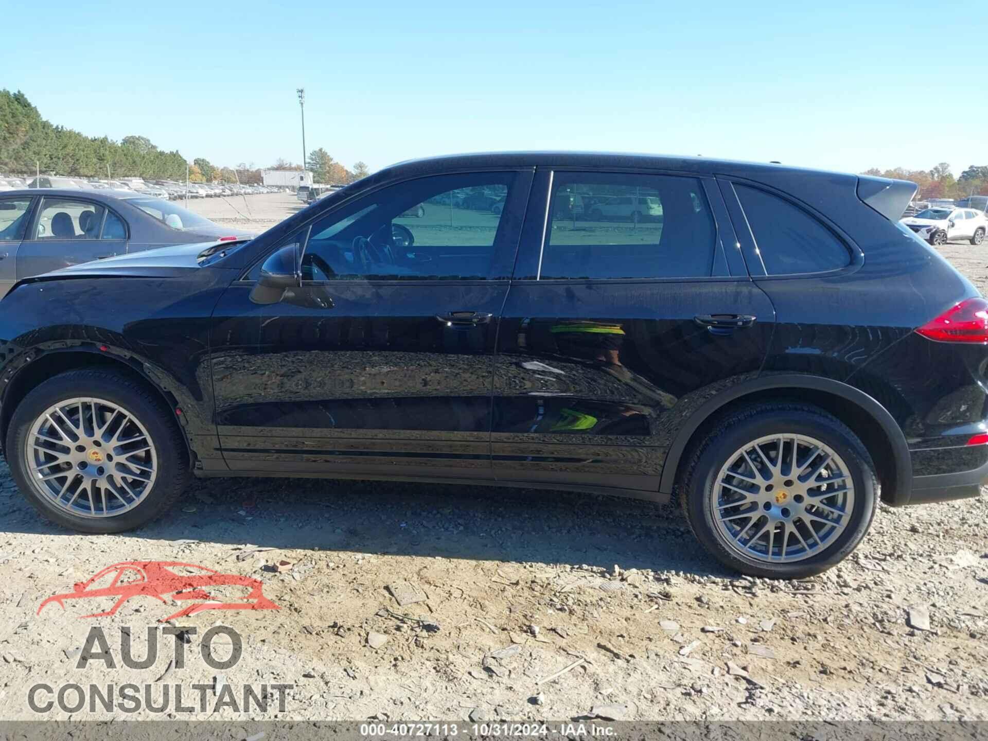 PORSCHE CAYENNE 2017 - WP1AB2A26HLA52560