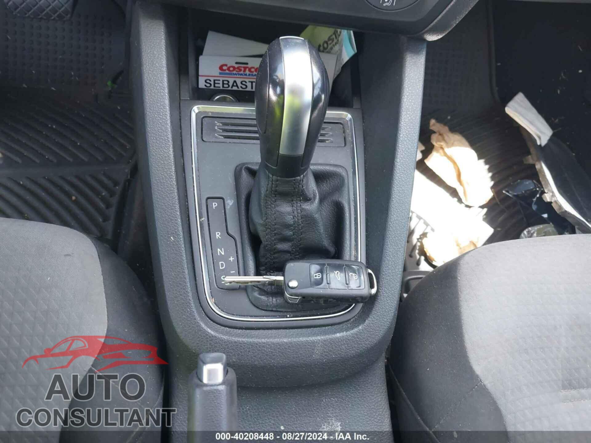 VOLKSWAGEN JETTA 2017 - 3VW2B7AJ4HM317028