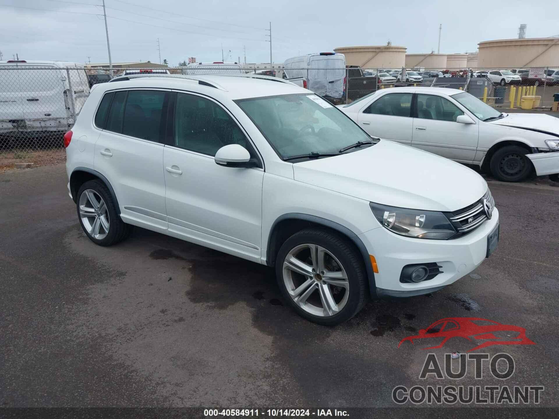 VOLKSWAGEN TIGUAN 2016 - WVGAV7AX8GW611780