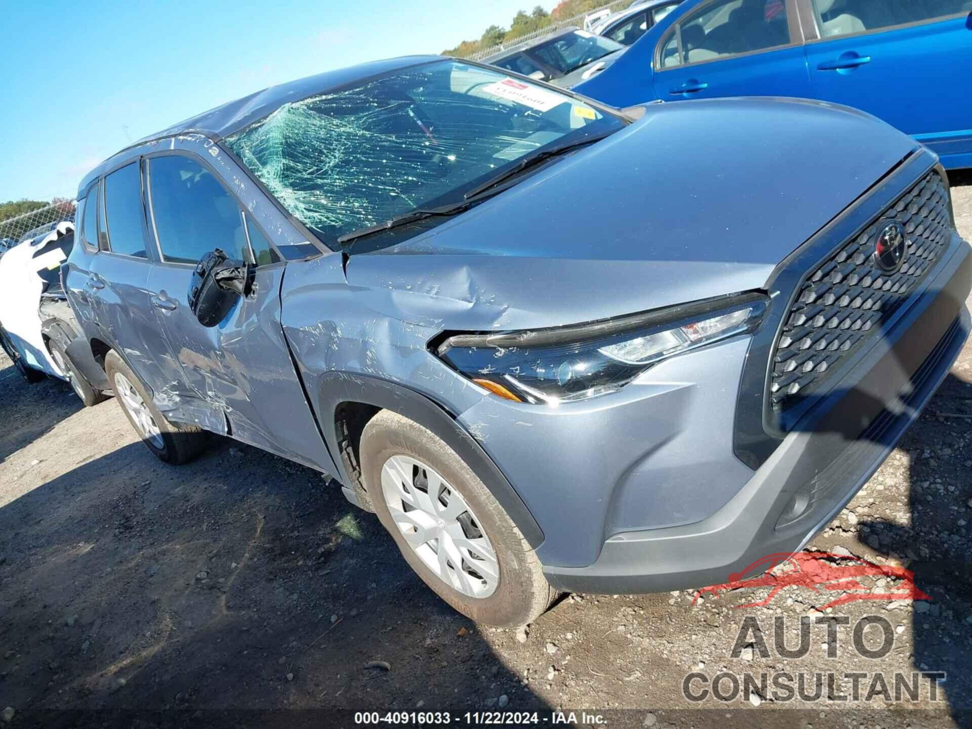TOYOTA COROLLA CROSS 2022 - 7MUAAAAG9NV002892