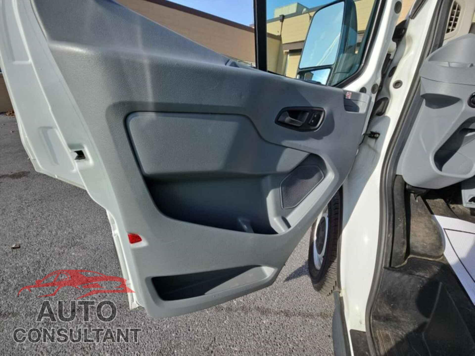 FORD TRANSIT-250 2018 - 1FTYR2CM5JKB28128