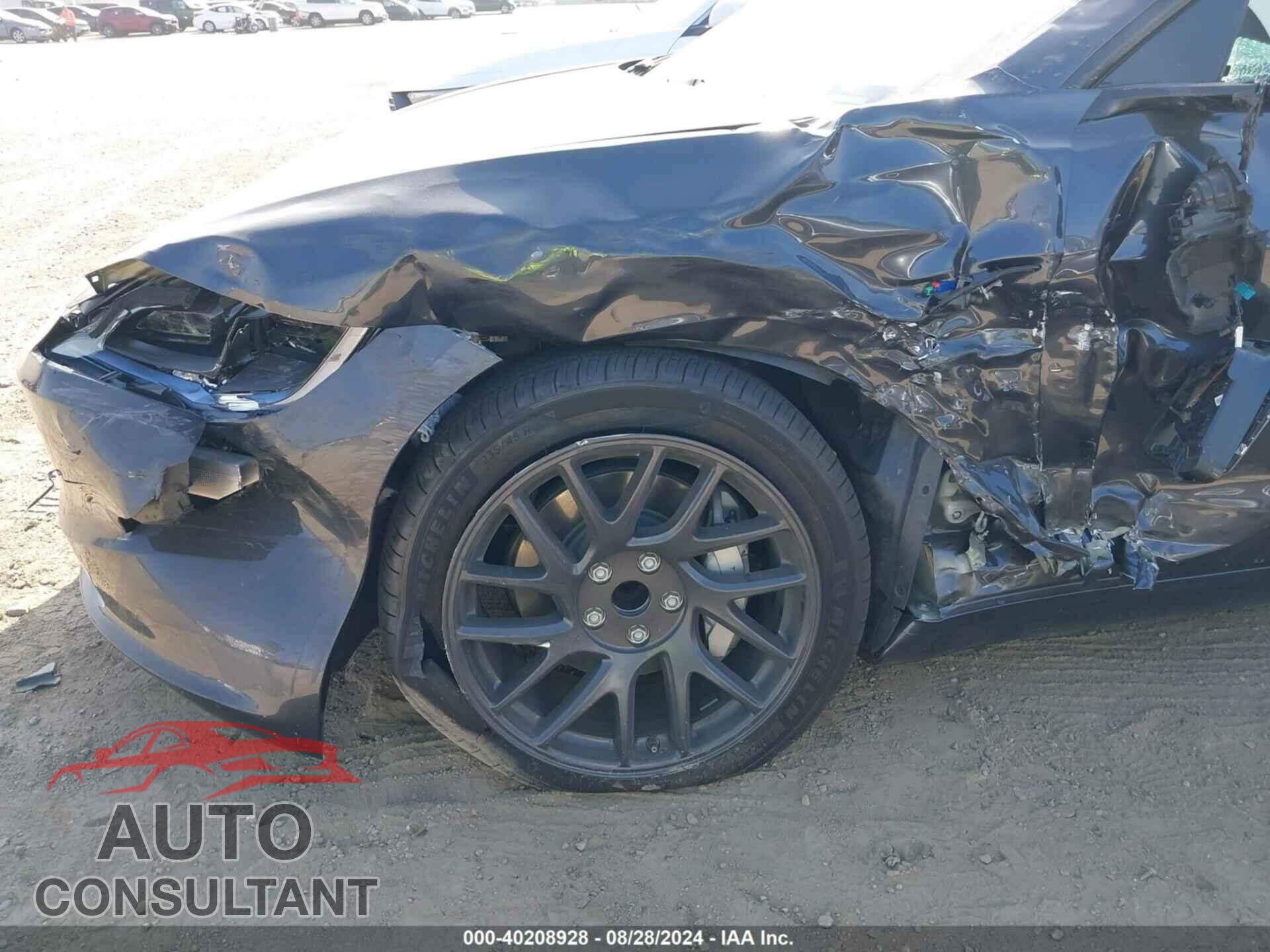 TESLA MODEL 3 2024 - 5YJ3E1EA6RF800547