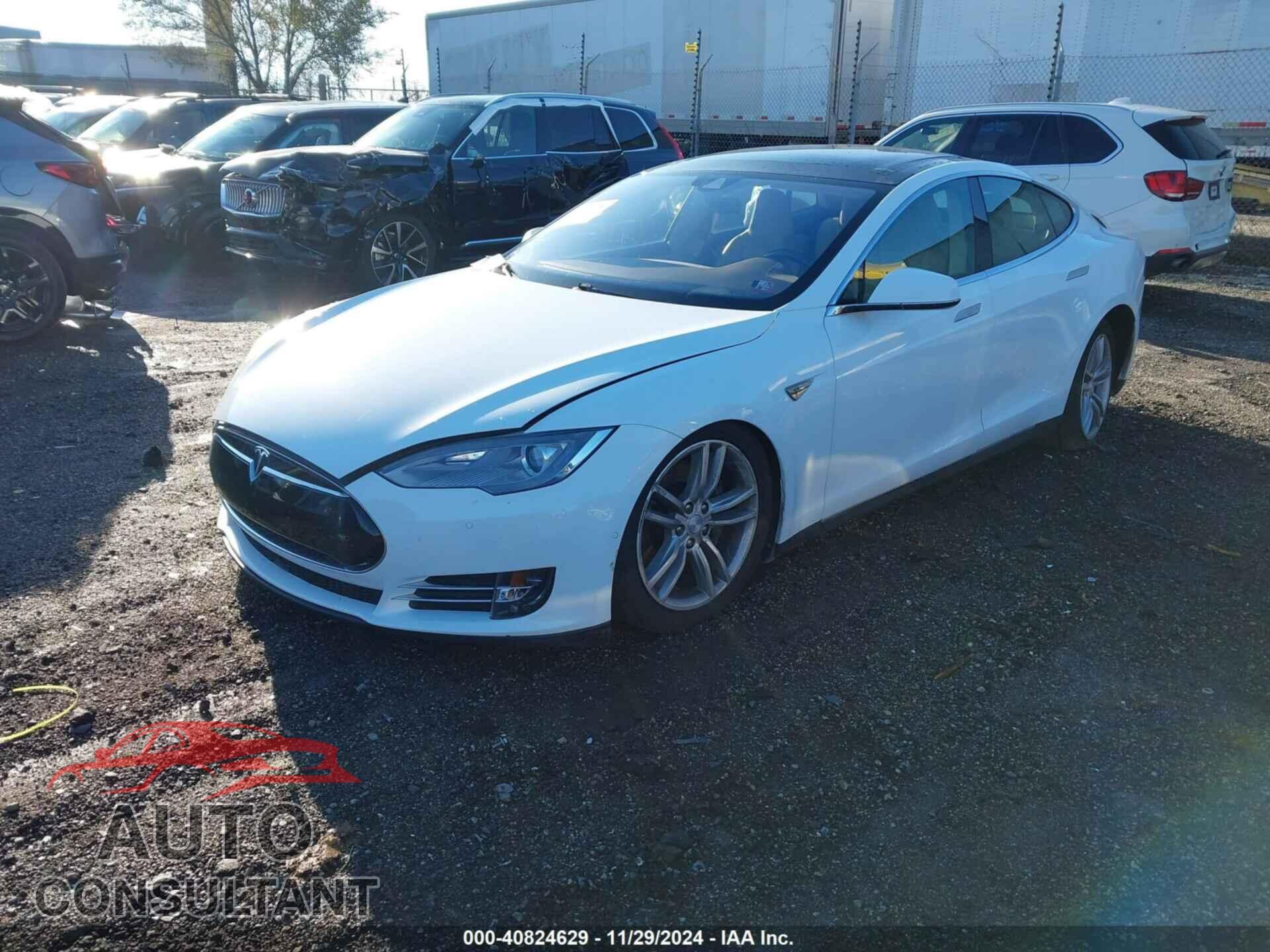 TESLA MODEL S 2015 - 5YJSA1S29FF099373