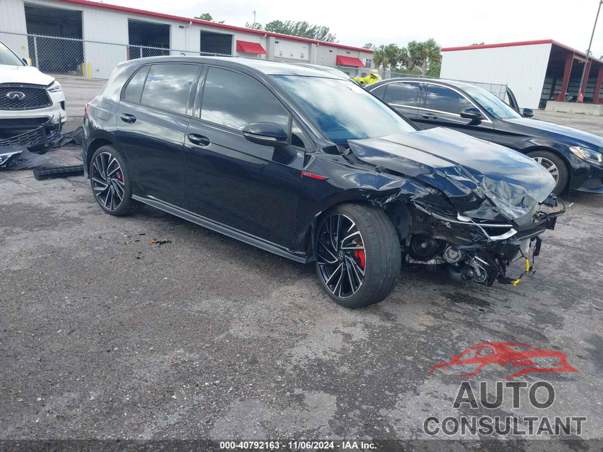 VOLKSWAGEN GOLF GTI 2024 - WVWWA7CD2RW141077