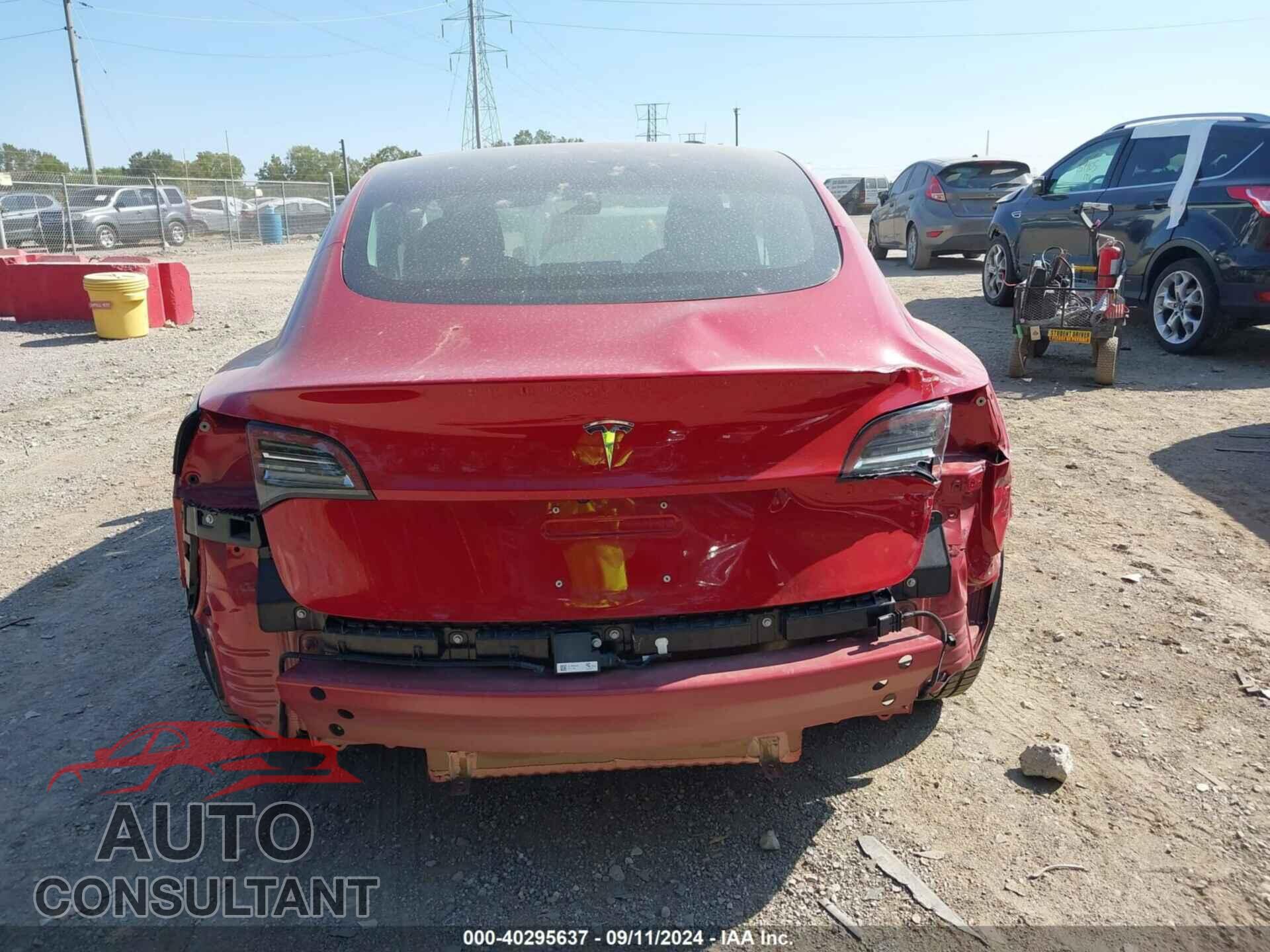 TESLA MODEL 3 2018 - 5YJ3E1EB7JF065641