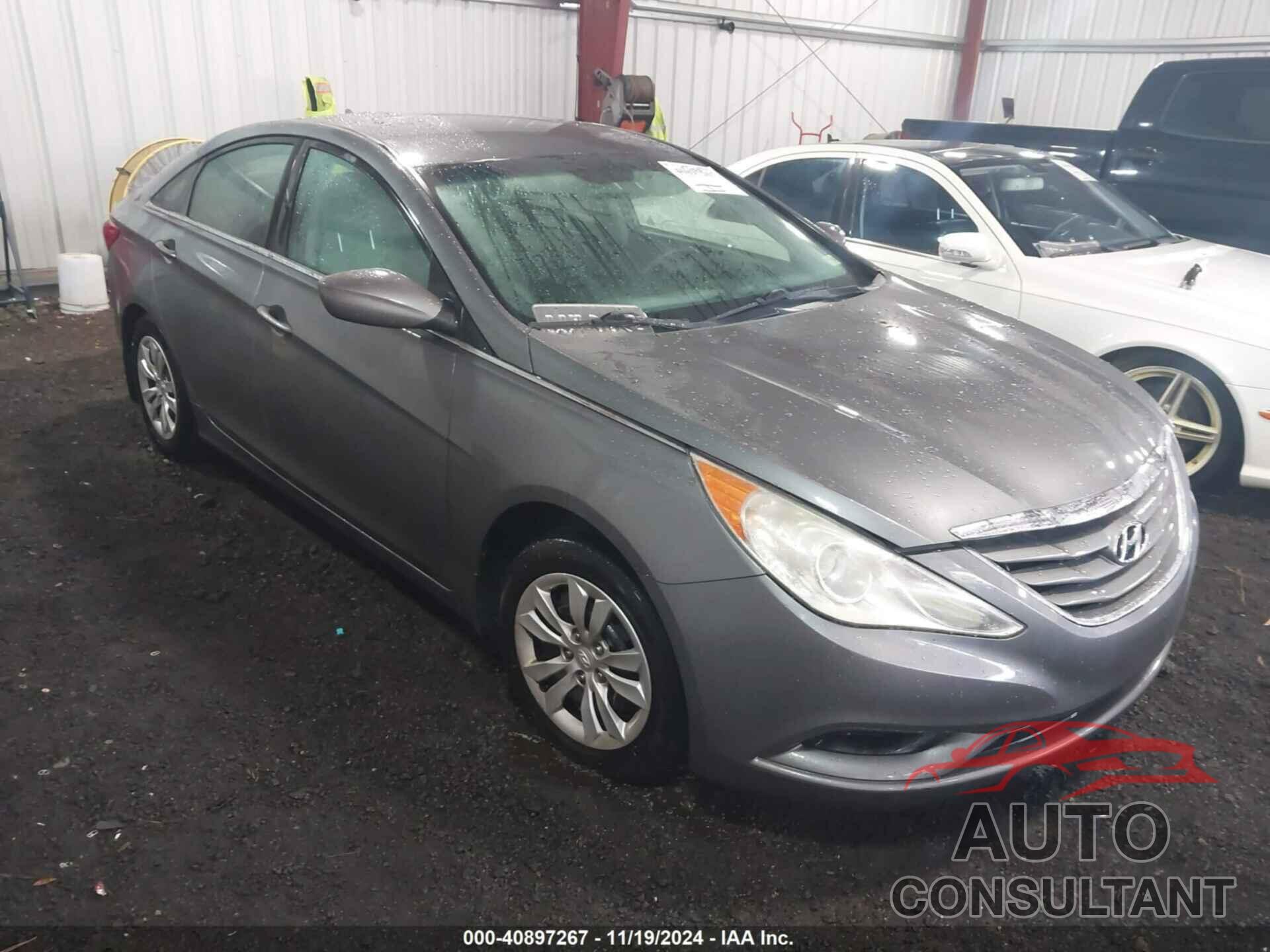 HYUNDAI SONATA 2011 - 5NPEB4AC5BH149011