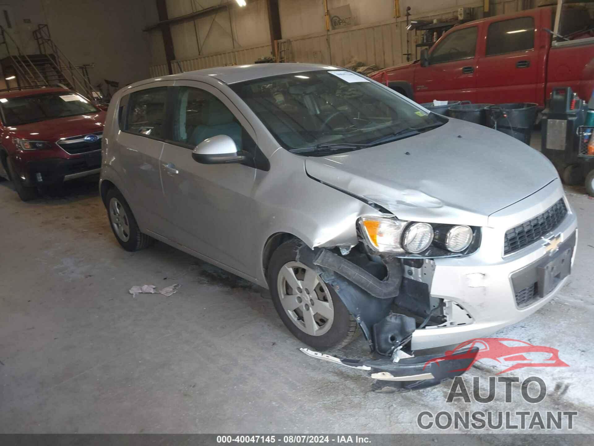 CHEVROLET SONIC 2013 - 1G1JA6SHXD4128695