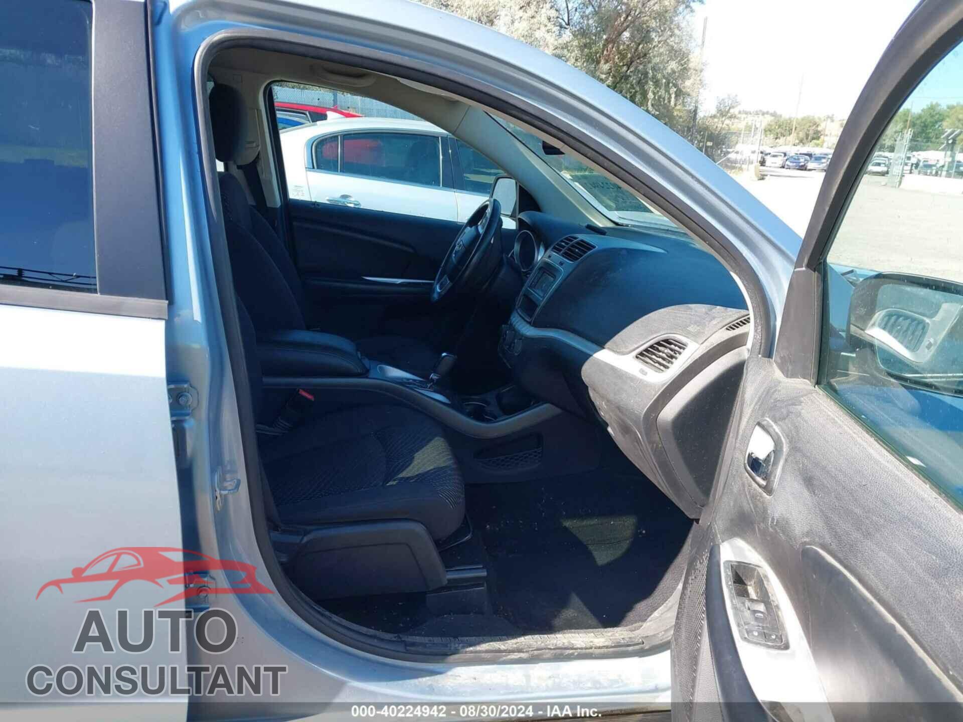 DODGE JOURNEY 2013 - 3C4PDCBB8DT565642