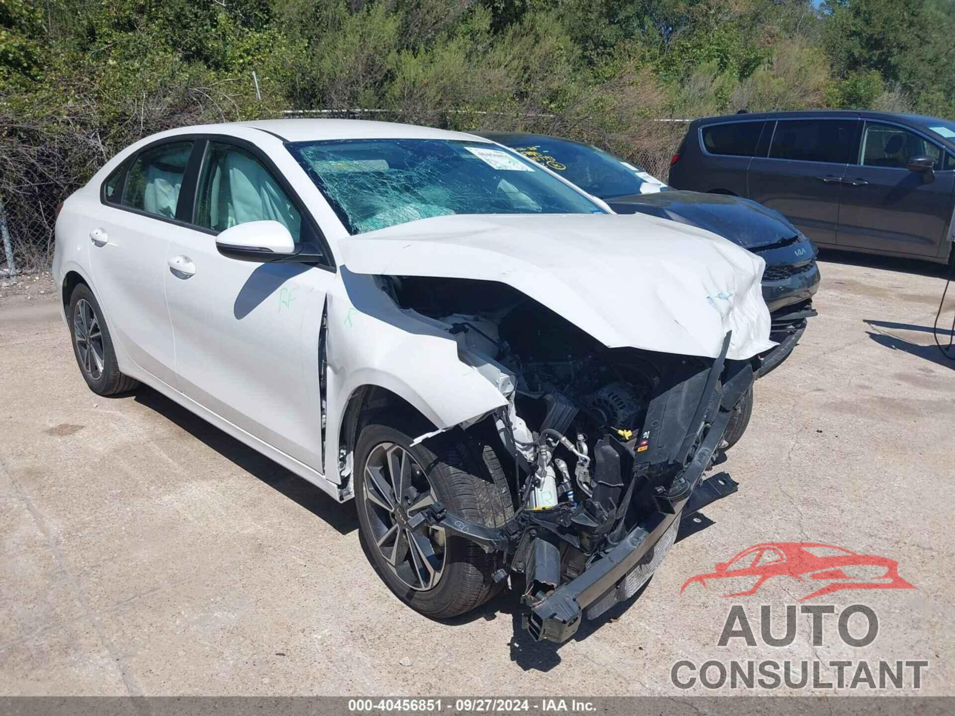KIA FORTE 2023 - 3KPF24AD7PE688206