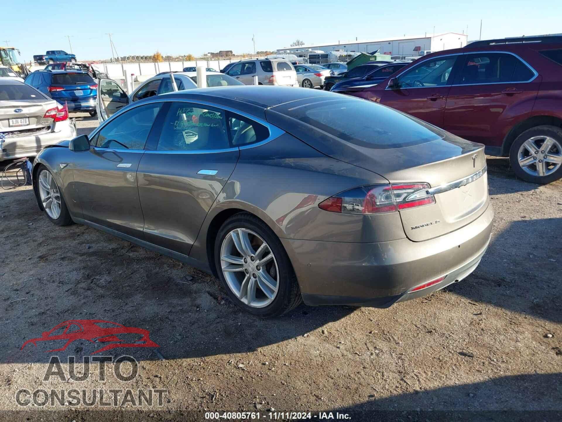 TESLA MODEL S 2015 - 5YJSA1E25FF115077