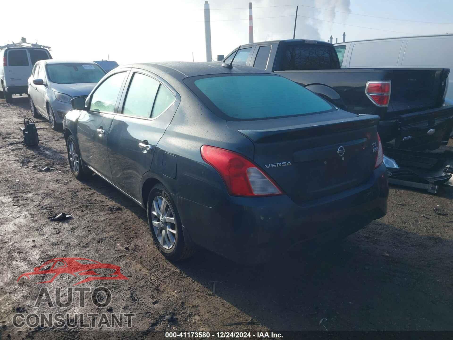 NISSAN VERSA 2017 - 3N1CN7AP3HL828192