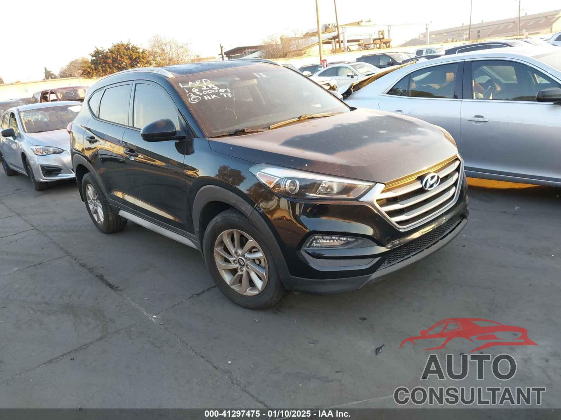 HYUNDAI TUCSON 2017 - KM8J33A43HU582710