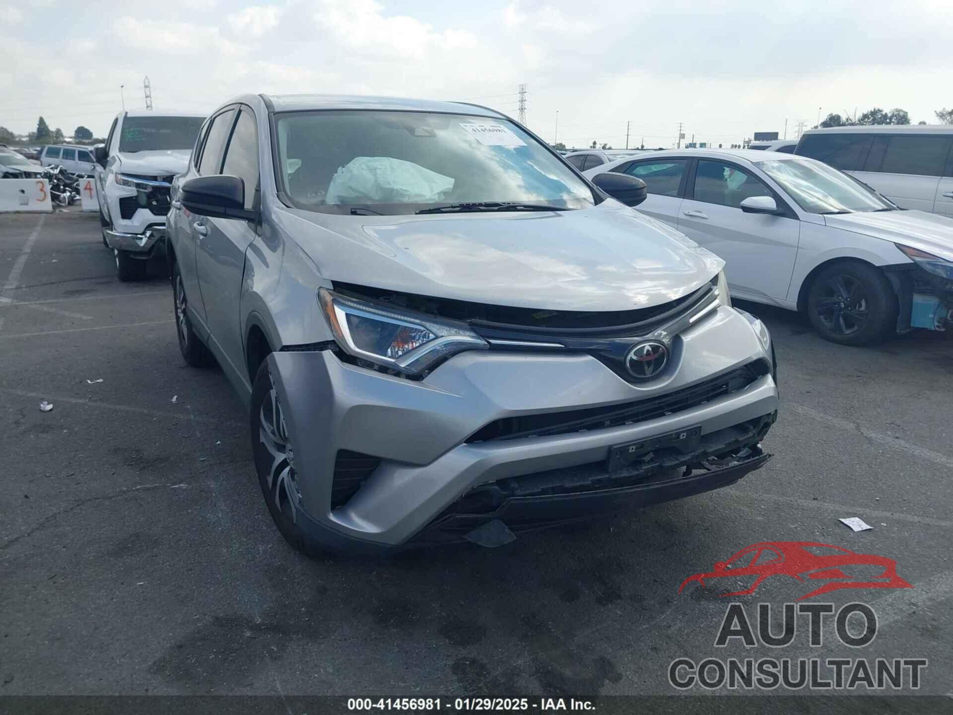TOYOTA RAV4 2018 - JTMZFREV9JJ174952