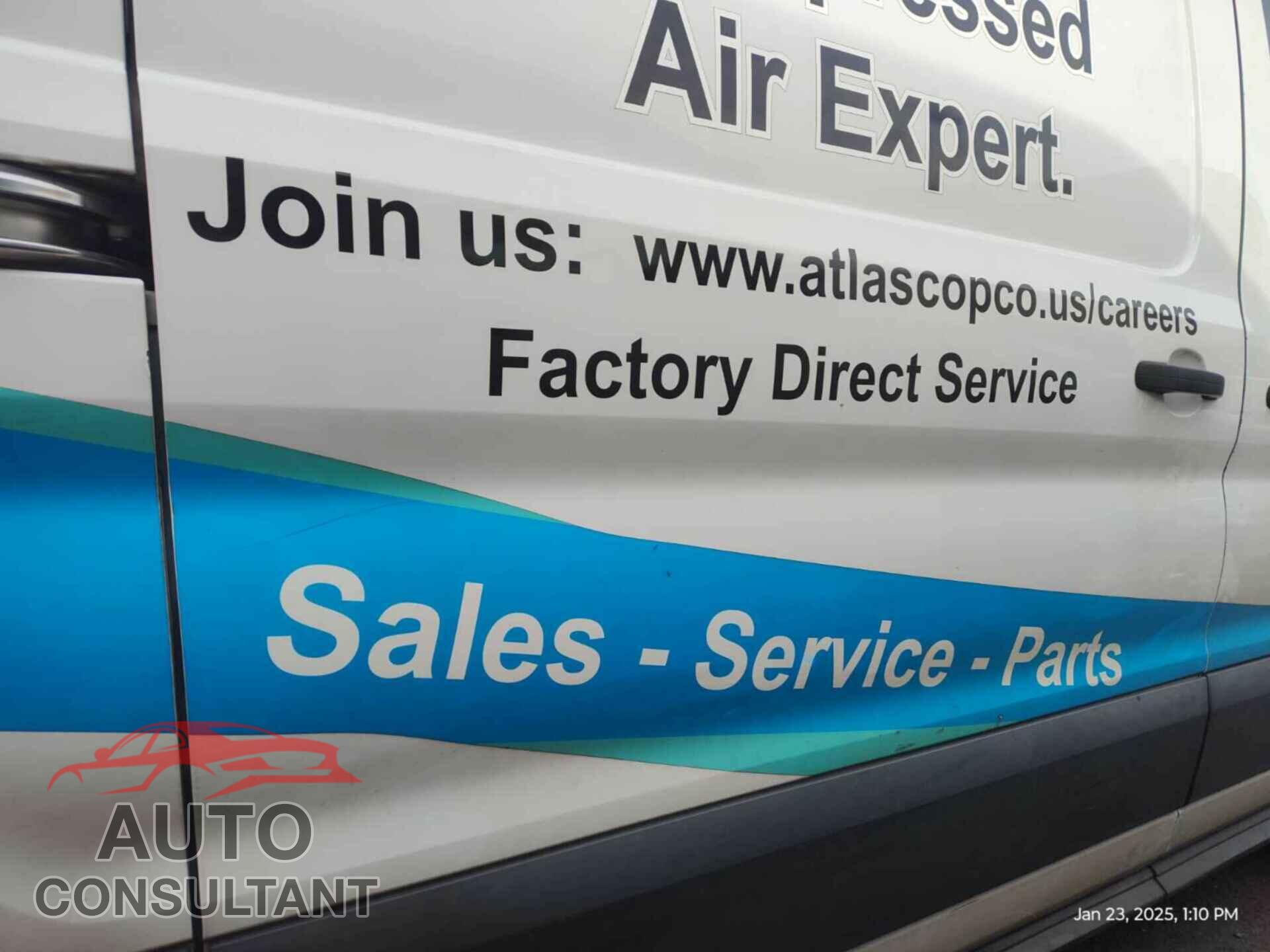 FORD TRANSIT 2017 - 1FTYR1YM1HKA17623