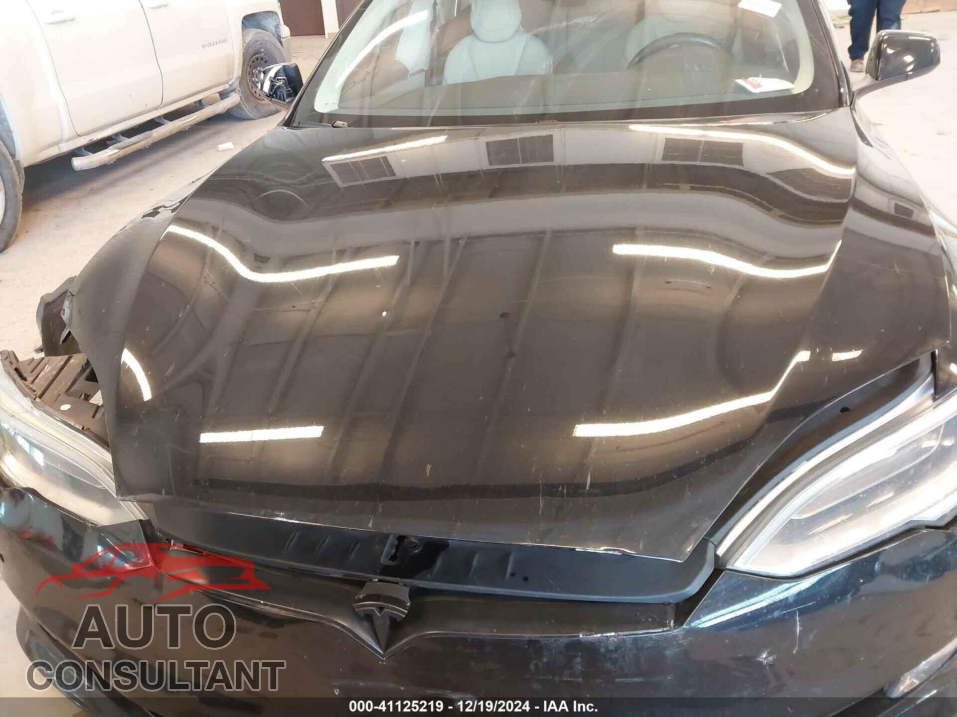 TESLA MODEL S 2017 - 5YJSA1E20HF212187