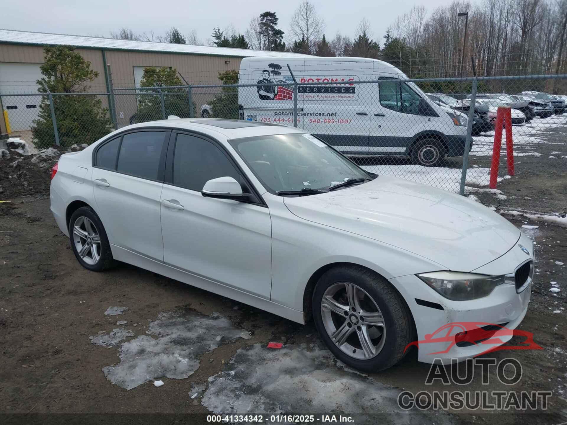 BMW 328I 2013 - WBA3C1G57DNR49126
